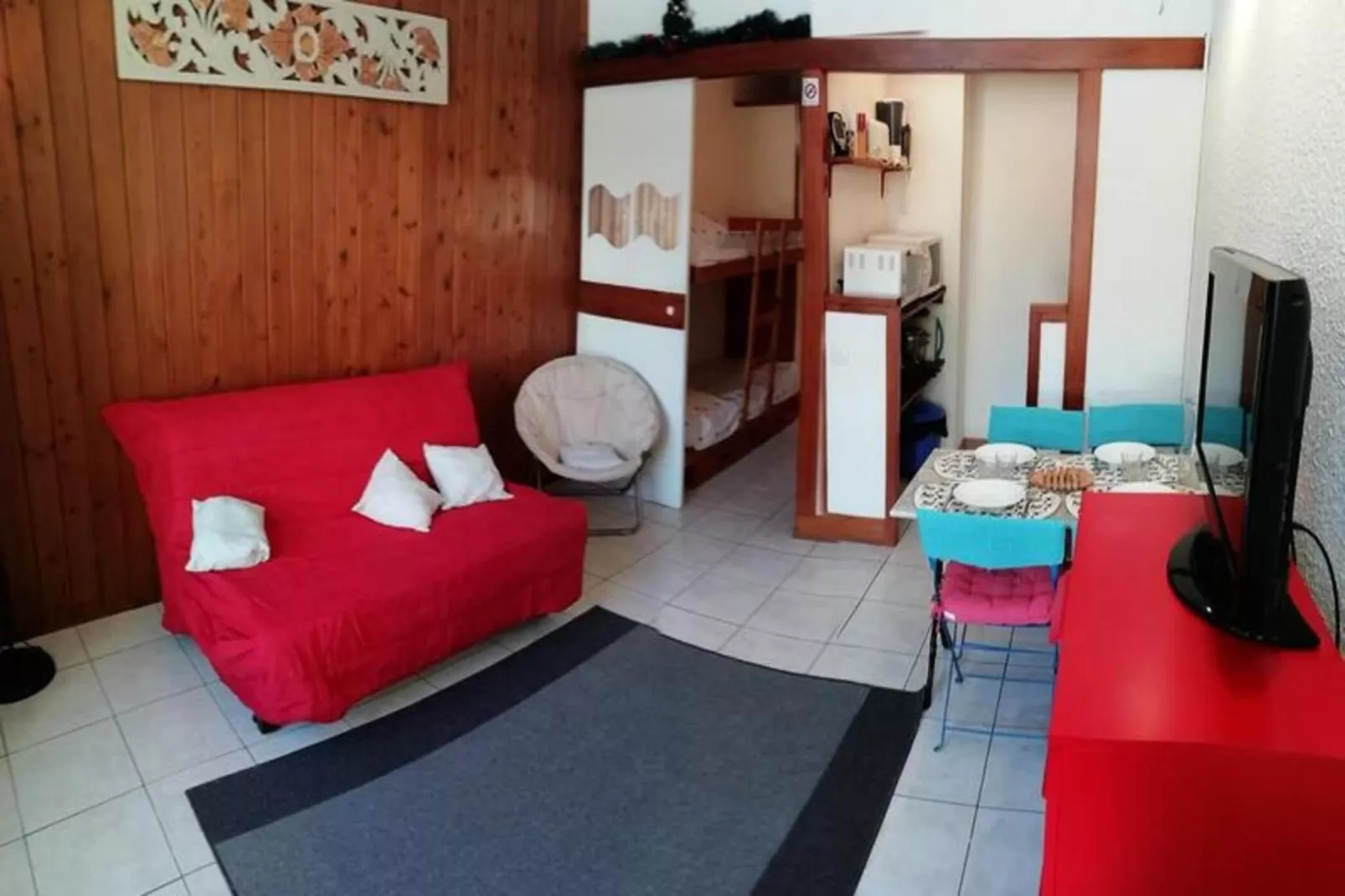 Résidence St Pierre B9-Buitenkant zomer