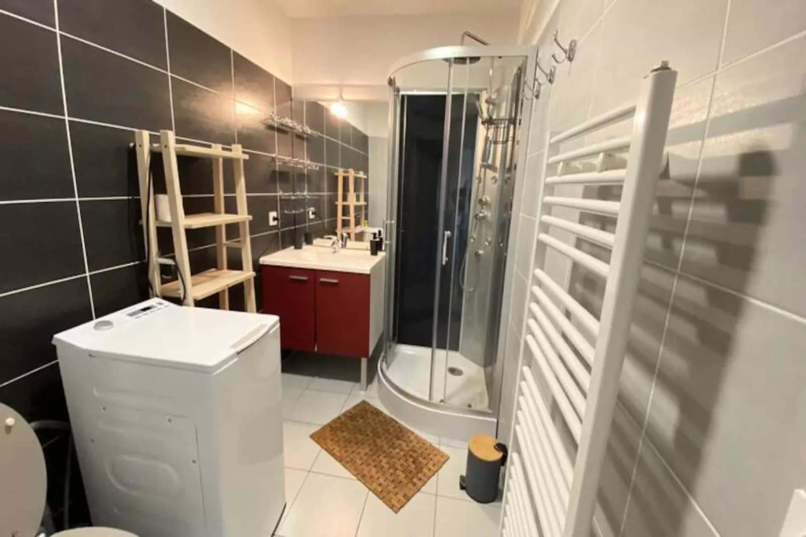 06ch : Beau T3 Avec Terrasse - 300m Parc Exflora-Image-tags.