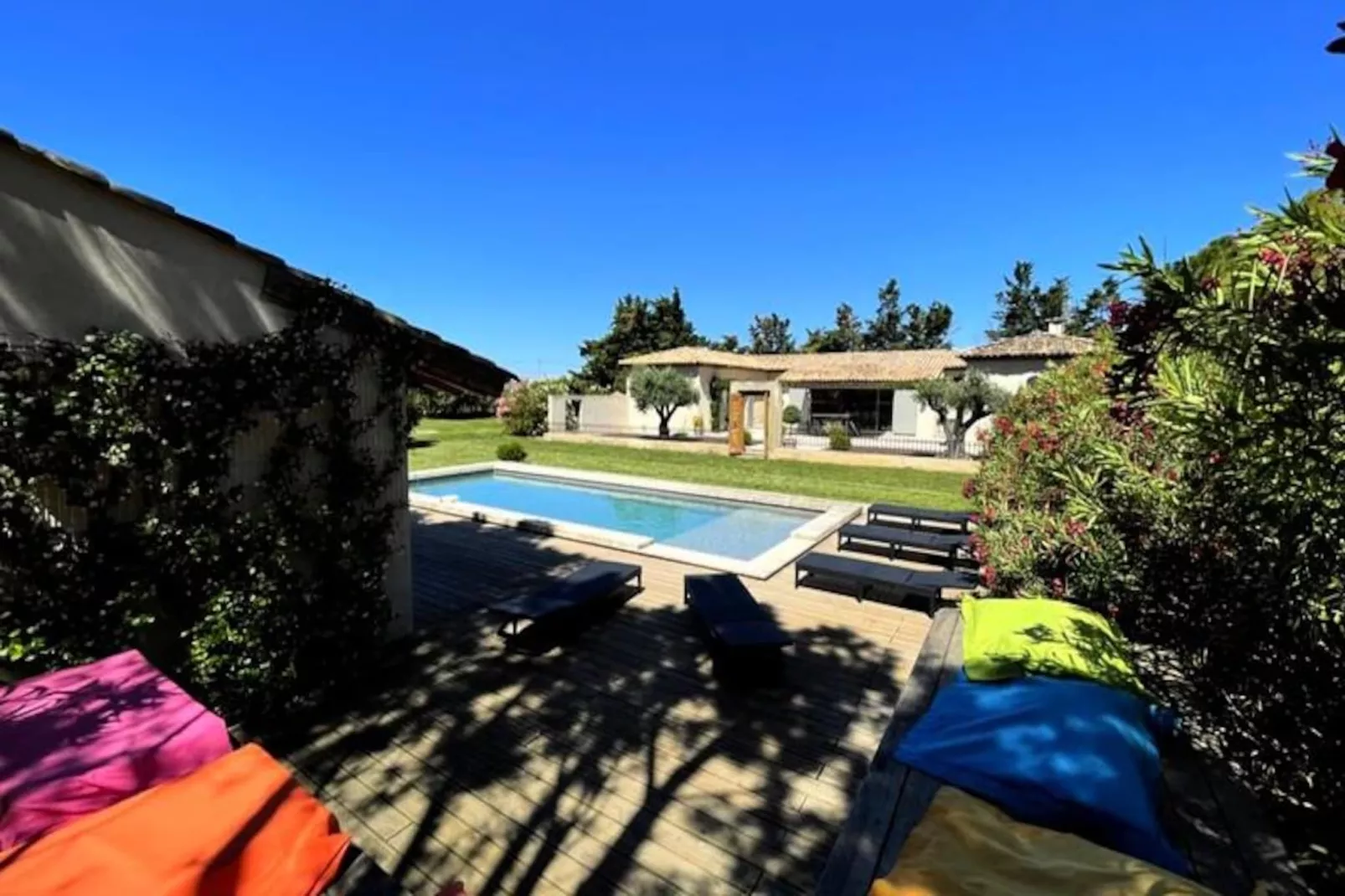 Belle Villa Contemporaine, Piscine Et Grand Jardin-Image-tags.