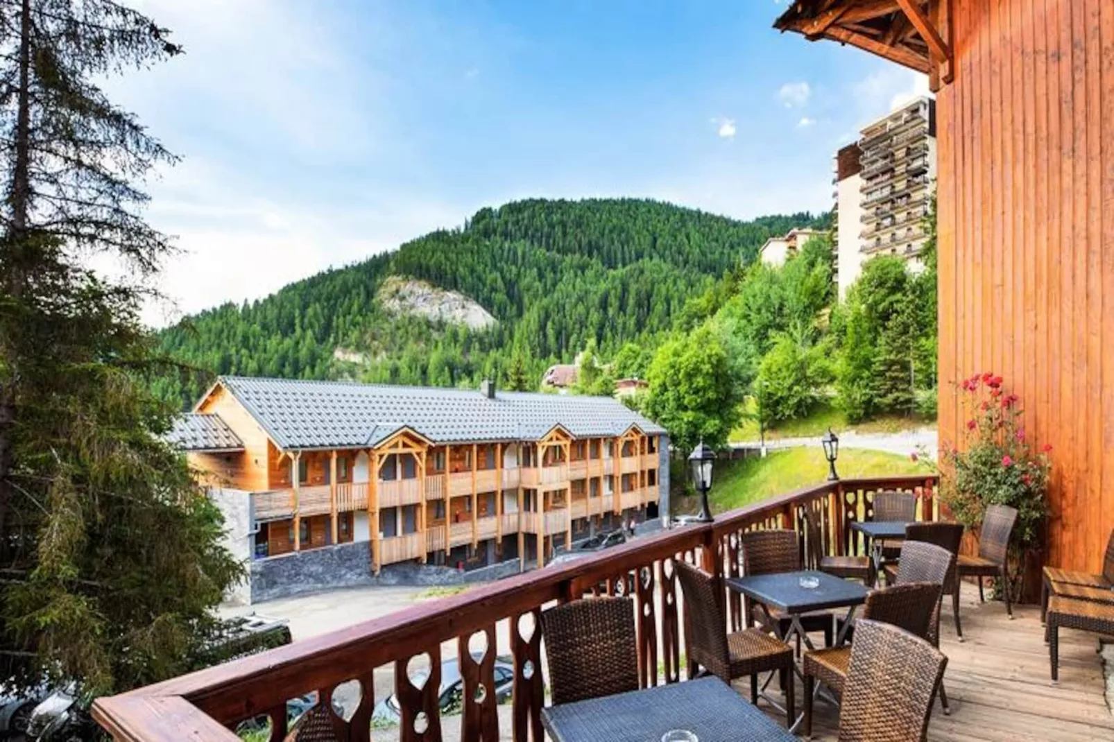 SOWELL Family Les Bergers***-Image-tags.