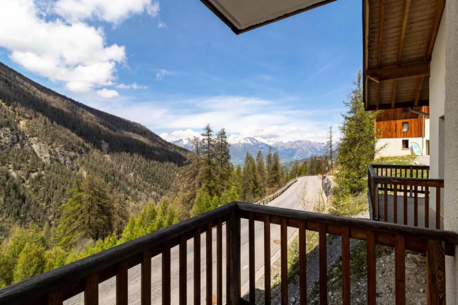 Les Chalets De Bois MÉan - E - Uitzicht zomer