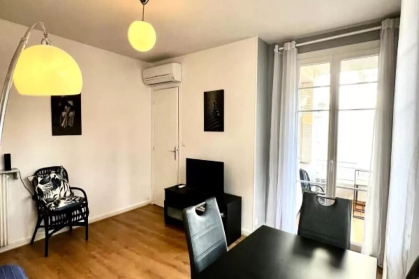 Résidence Appartement 1 Chambre Au Coeur De Cannes-Buitenkant zomer