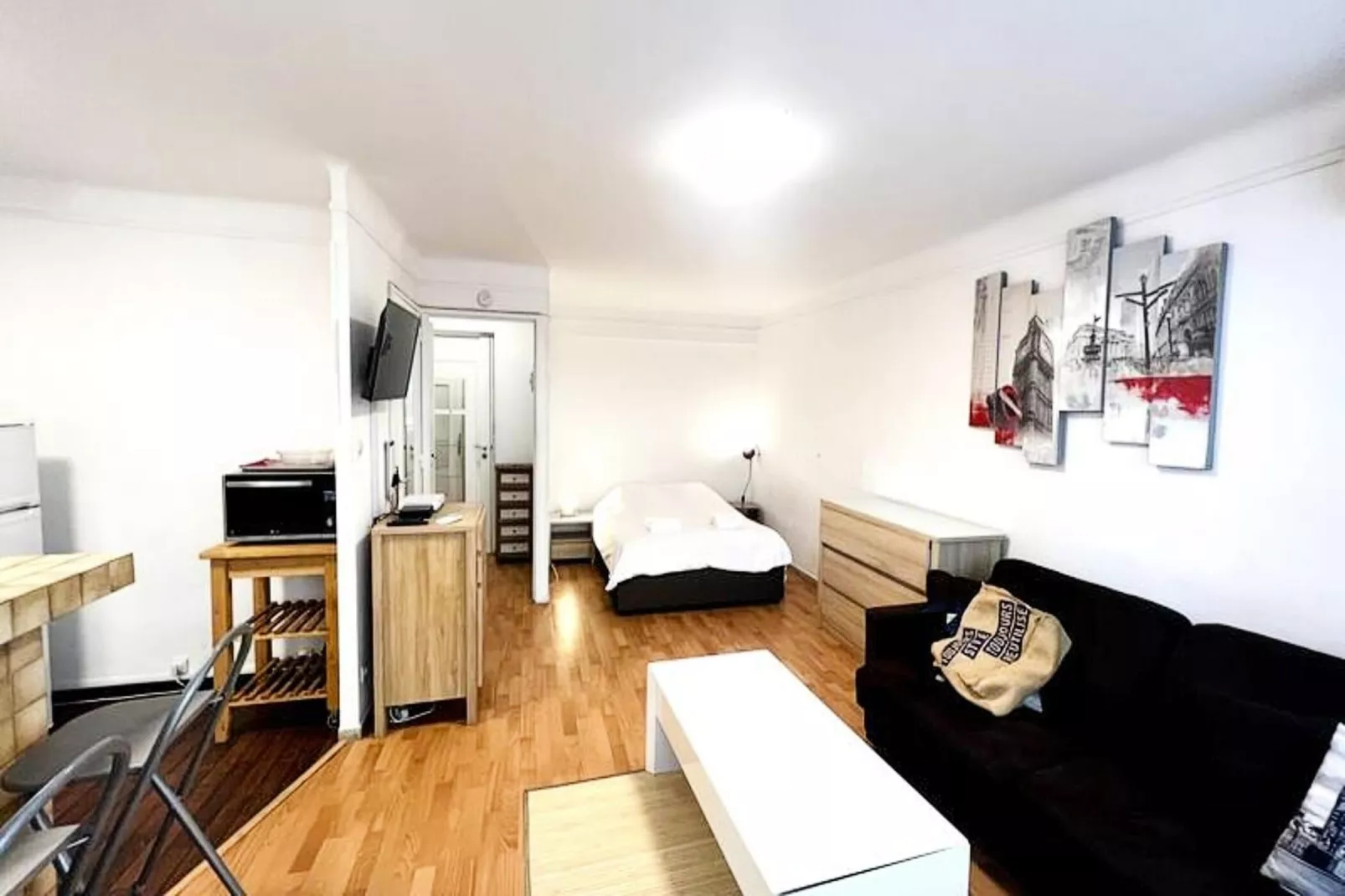 Résidence Studio Climatis&eacute; En Plein Centre Ville De Cannes &agrave; 2 Pas De Rue D'antibes-Sfeer