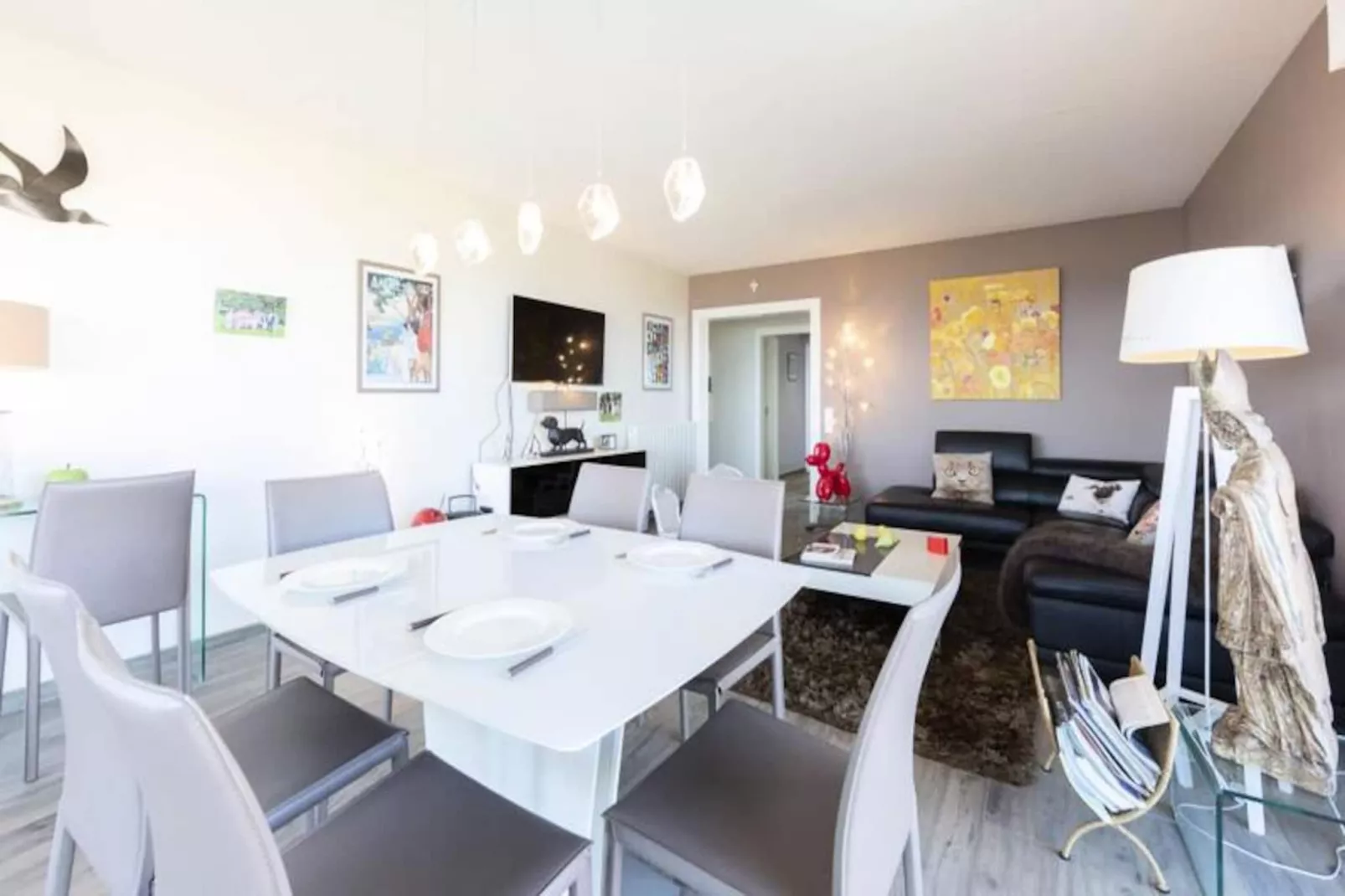 Résidence Bnb Renting 3 Pi&egrave;ces Avec Une Vue &agrave; Couper Le Souffle &agrave; Antibes !-Image-tags.