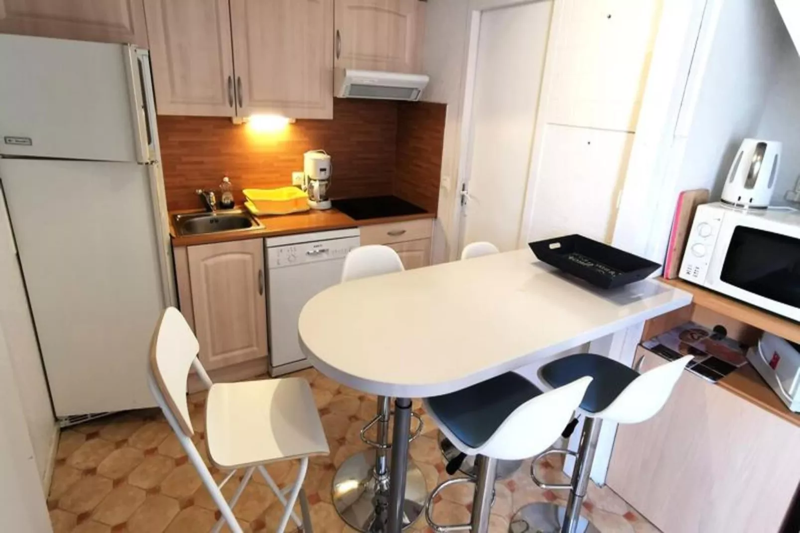 Résidence Equateur-Eetkamer