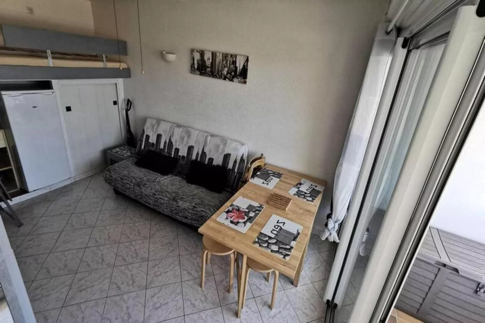 Résidence Terrasses De La Mediterranee 1-Eetkamer