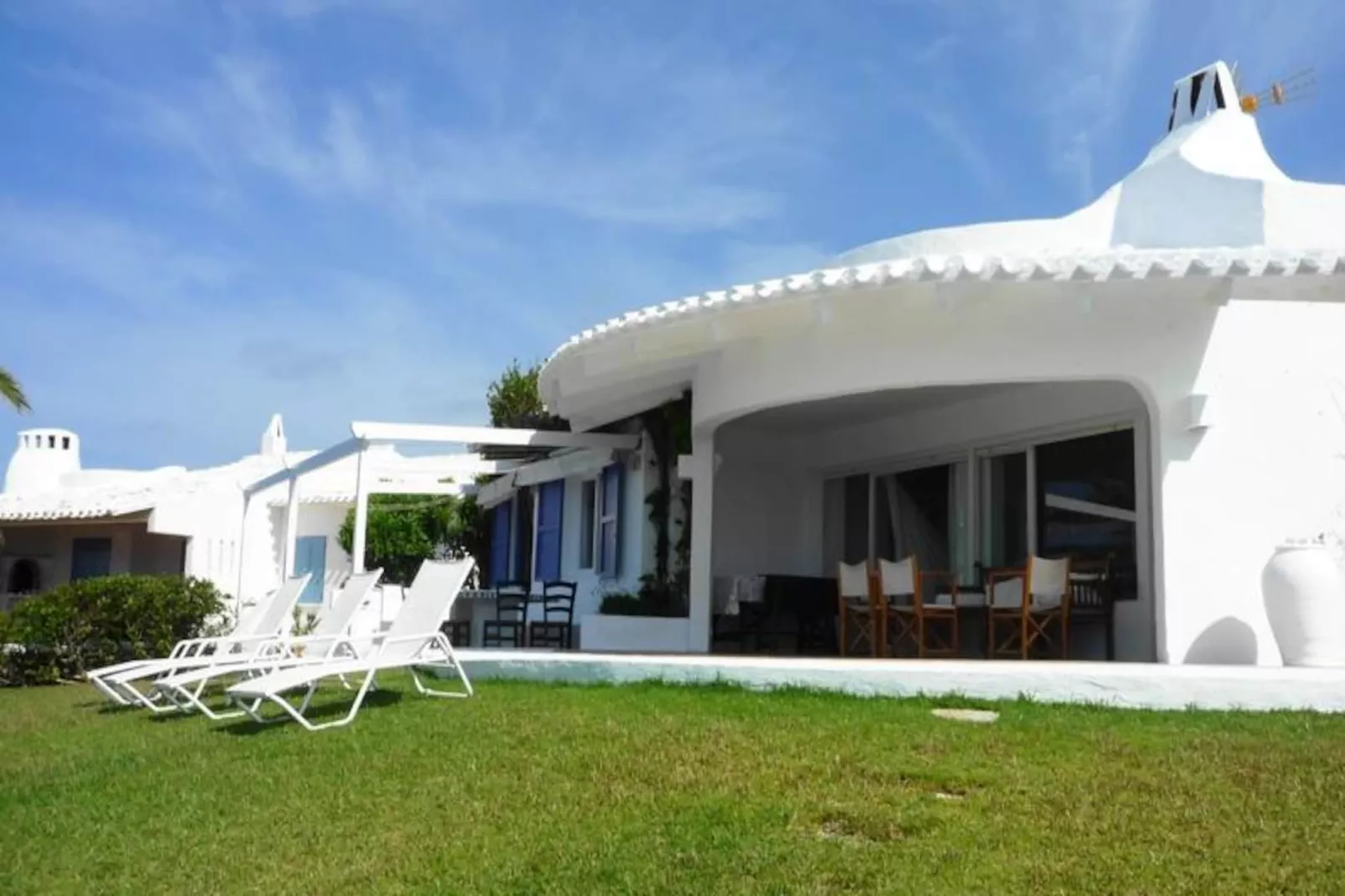 Maison à Binisafuller-Image-tags.