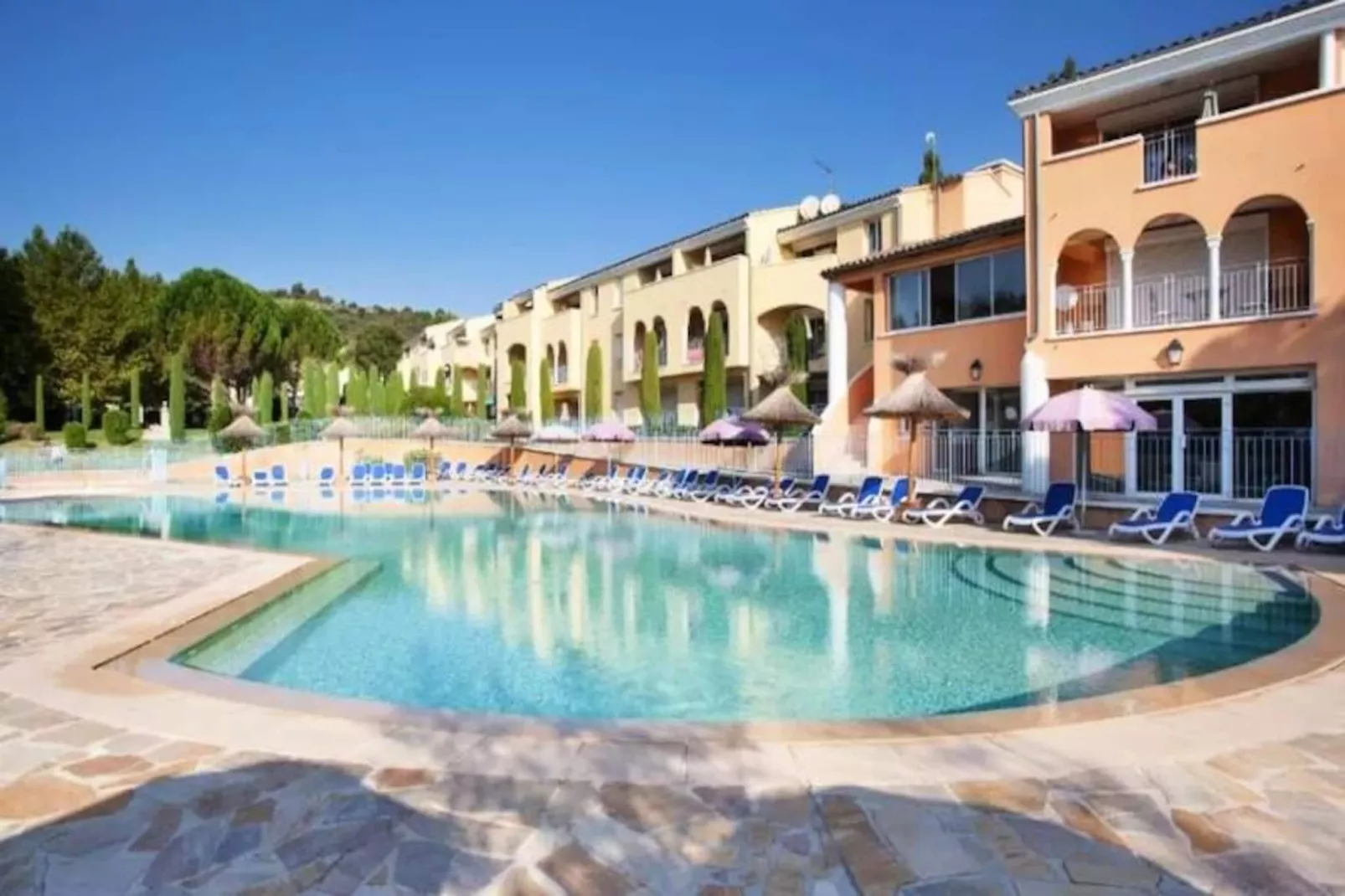 Résidence Odalys La Licorne de Haute Provence***-Image-tags.