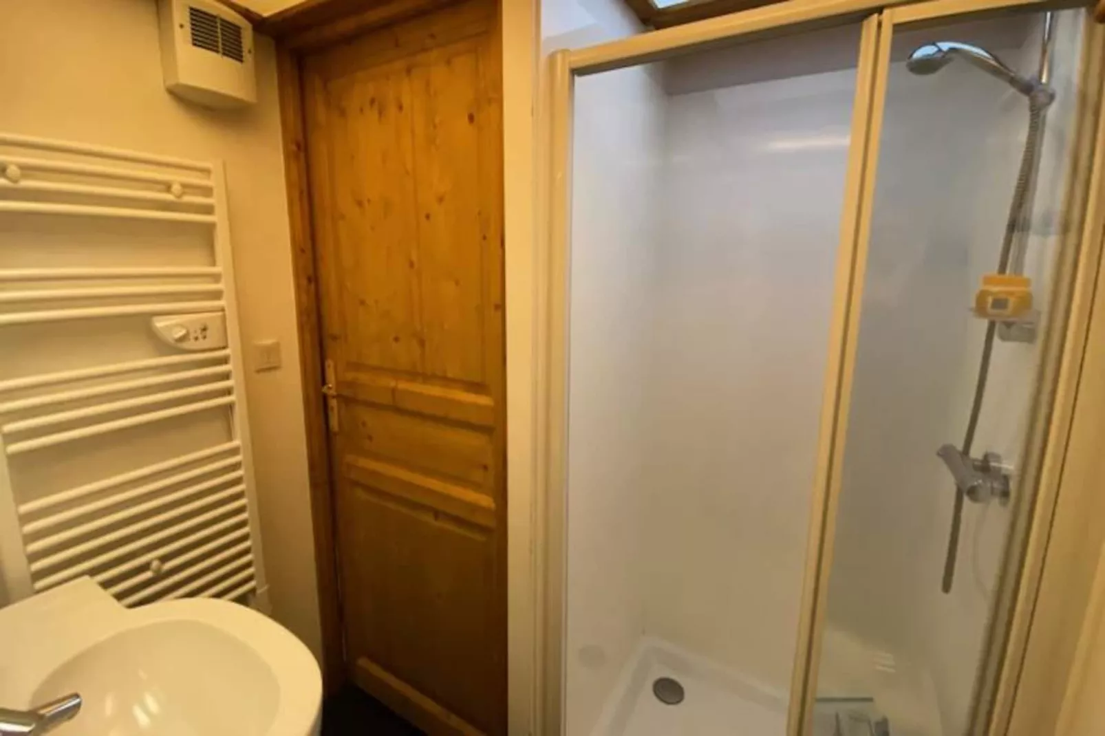 Saint Roch Chalet-Image-tags.