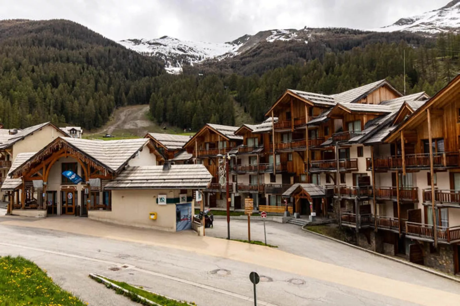Résidence Le Balcon Des Airelles-Exterieur winter
