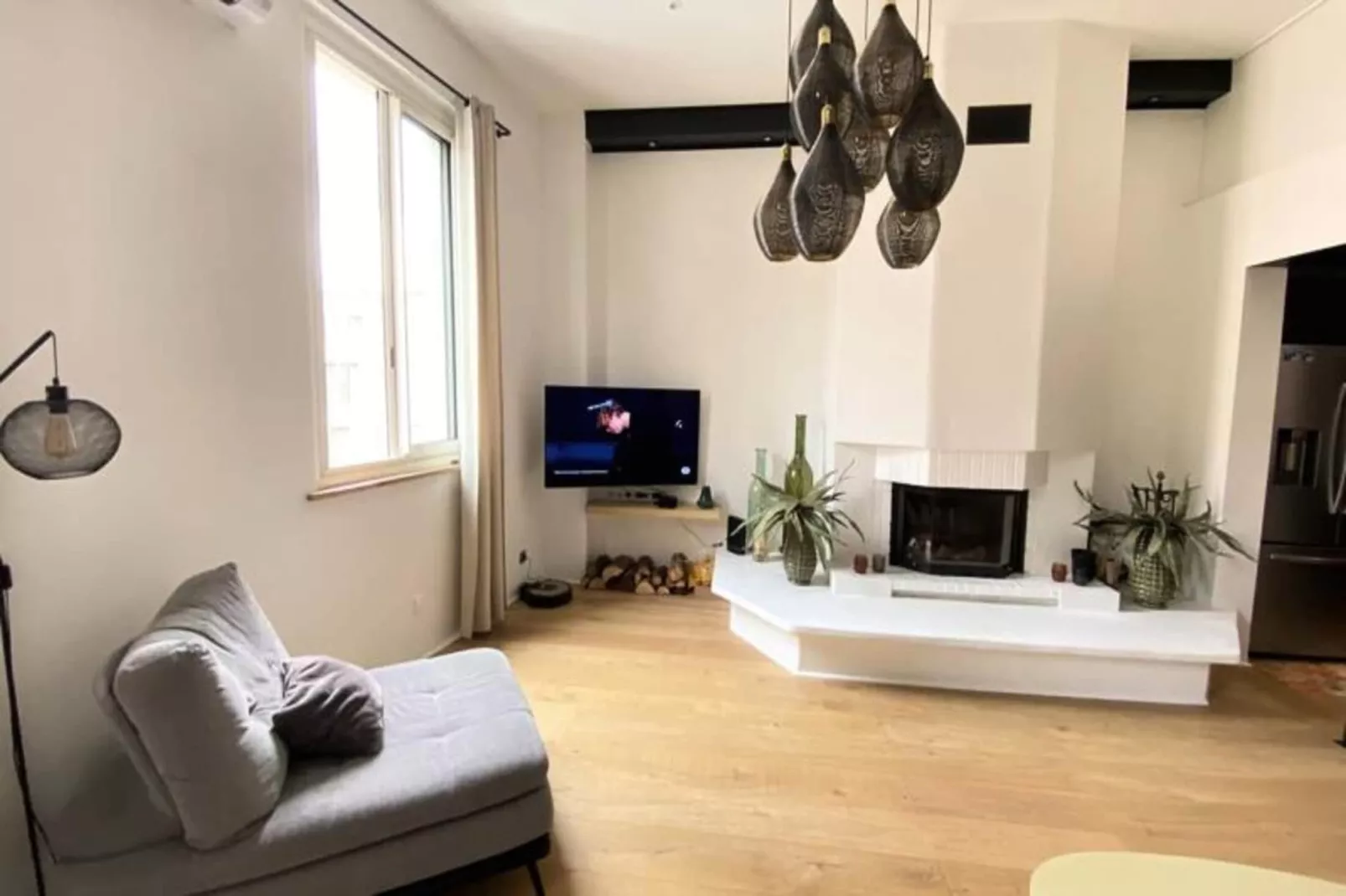 06bx : Superbe Loft - 100m2 - 6 Personnes-Buitenkant zomer