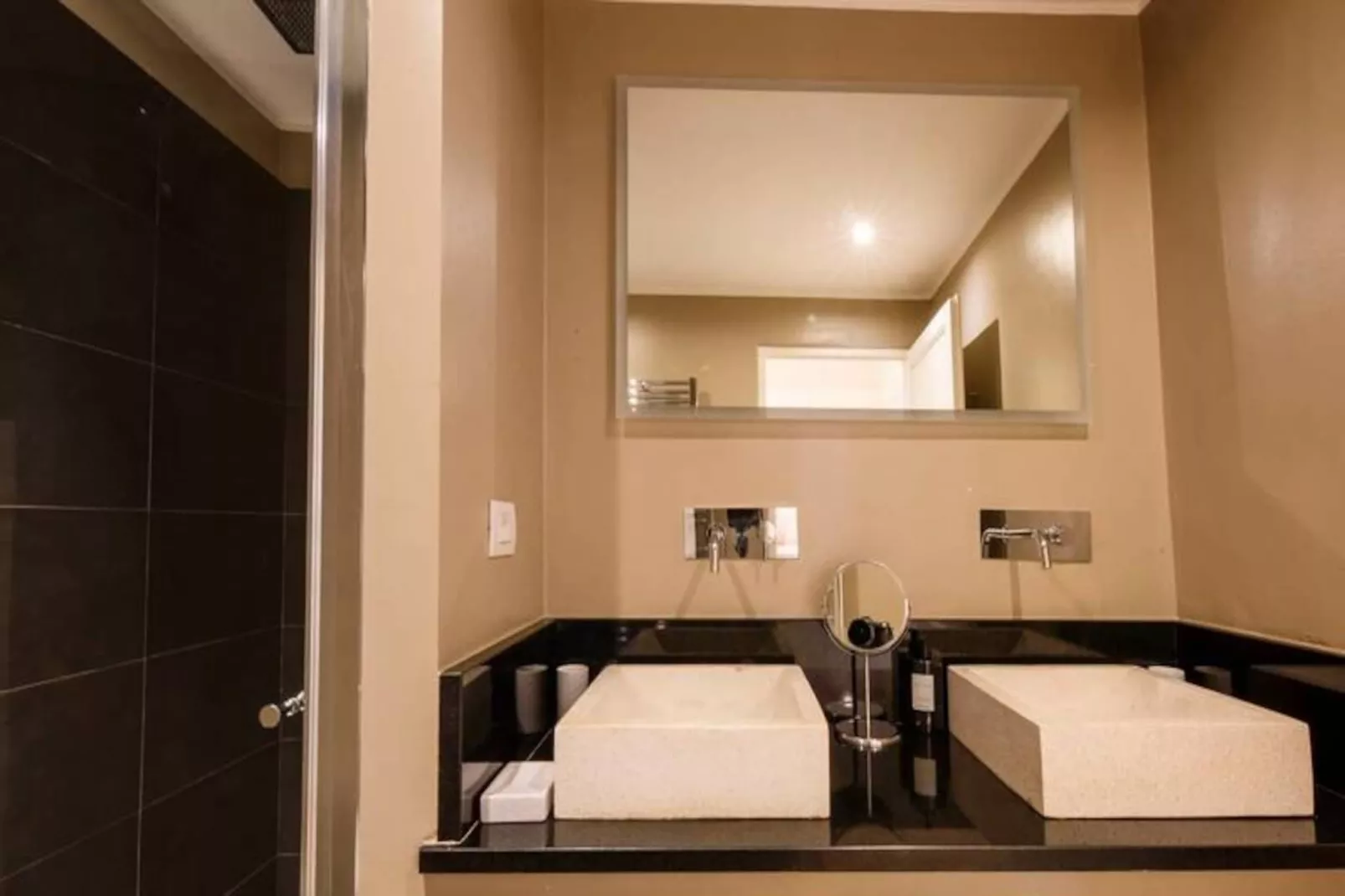 06a3 - Bel Appartement Au Cœur Du Vieux Nice-Image-tags.