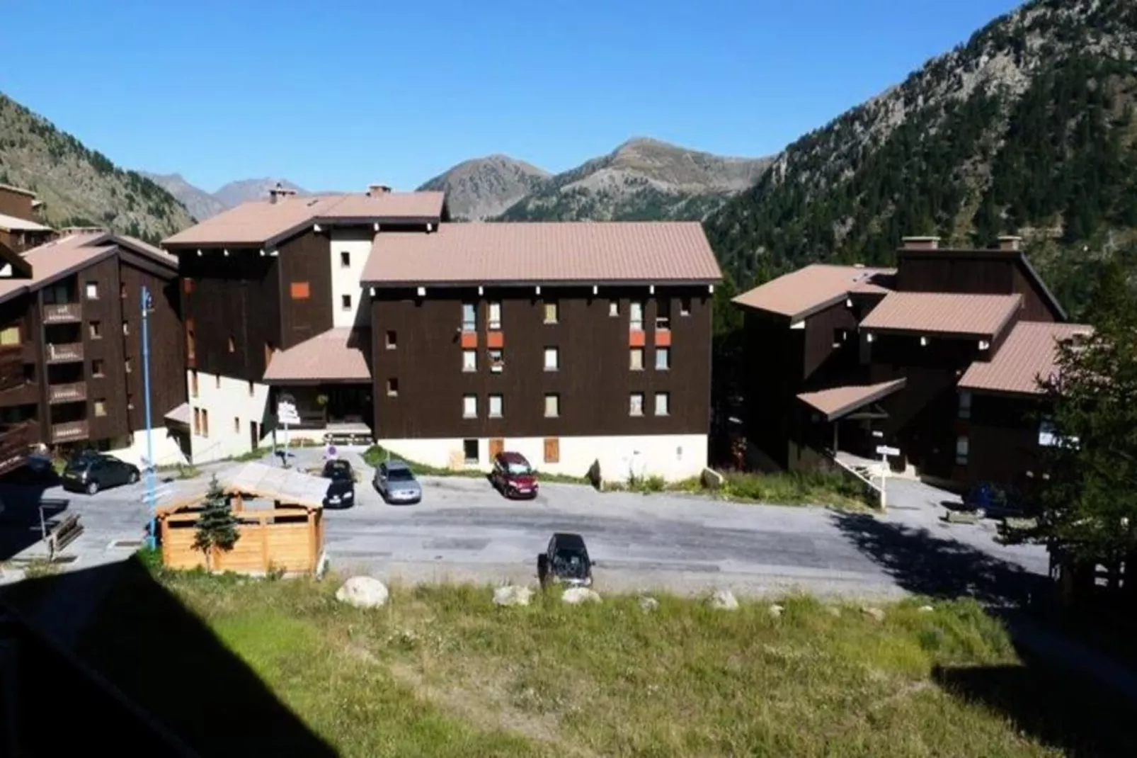 Résidence Primeveres 504-Buitenkant zomer