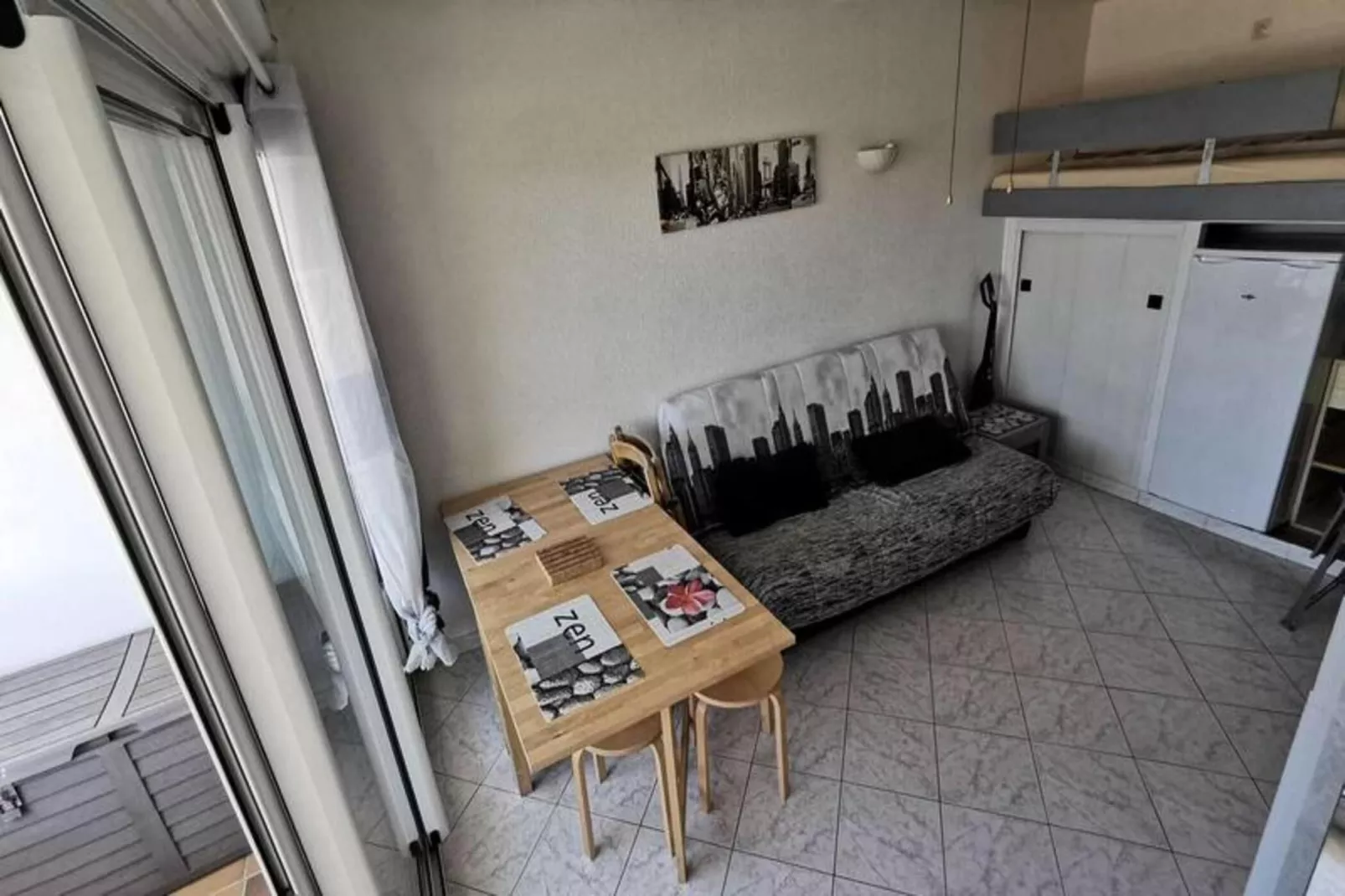 Résidence Terrasses De La Mediterranee 1-Eetkamer