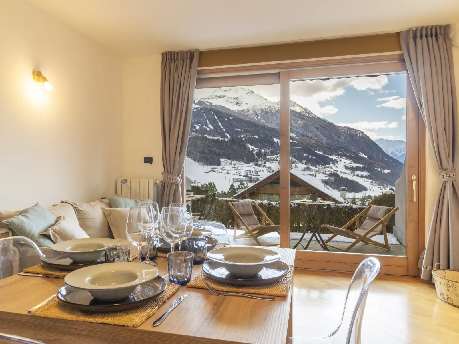 Baita Bucaneve-Binnen