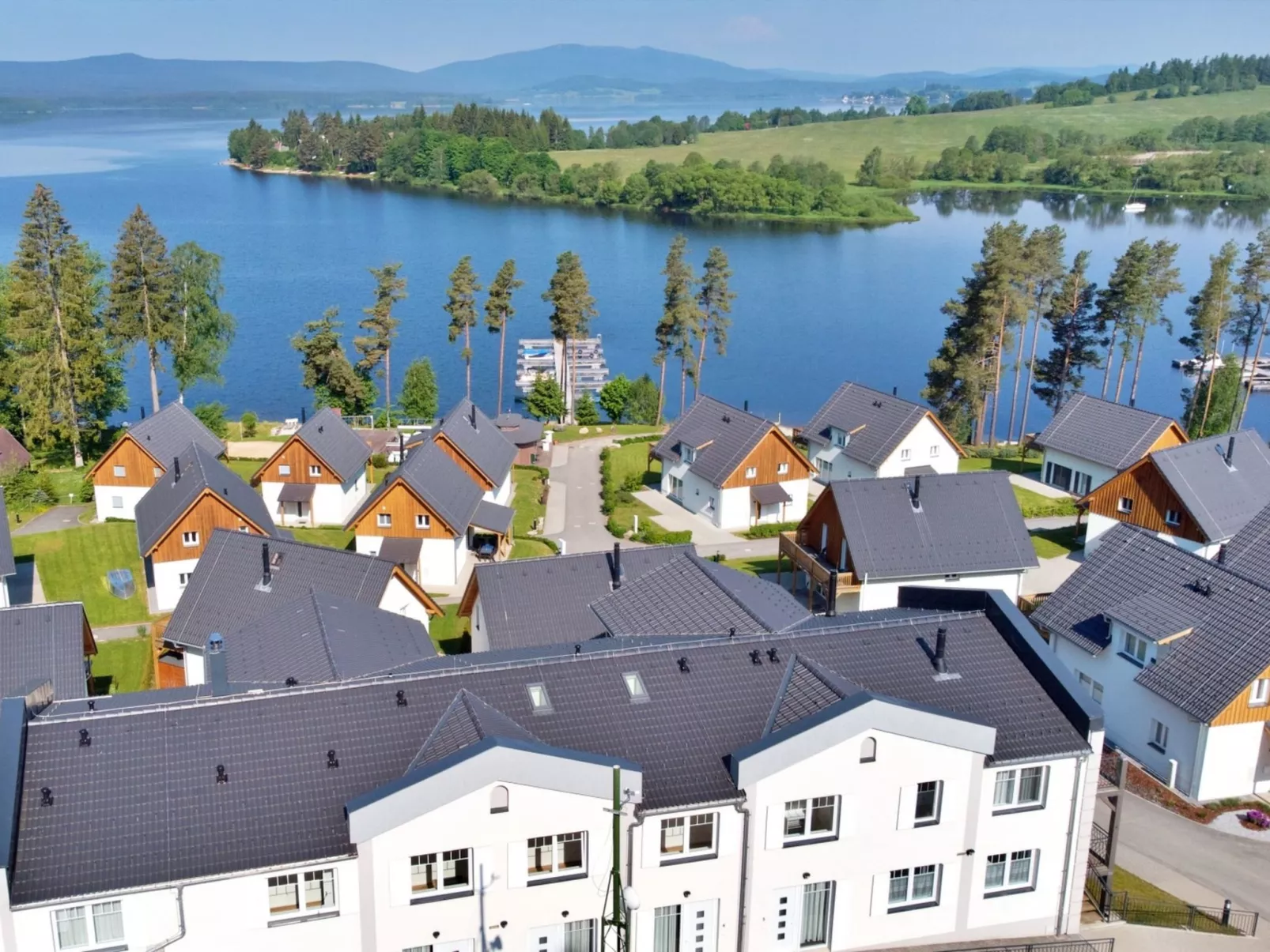 Lakeside Village 18 - Buiten