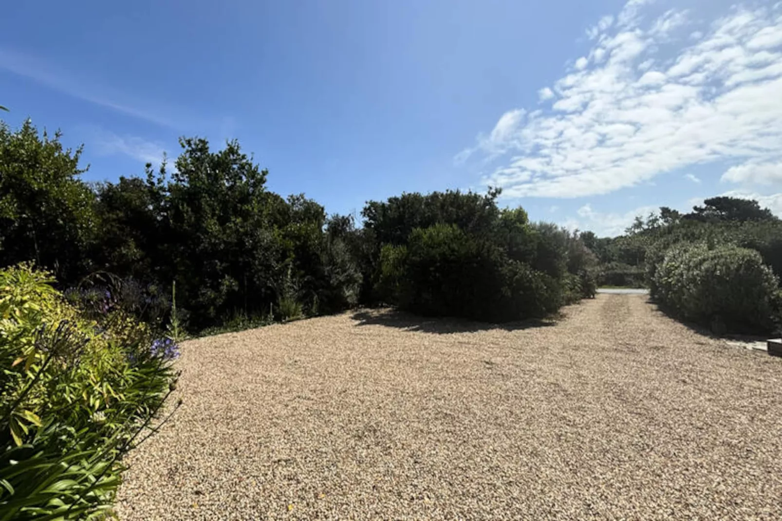 Maison à Plougrescant-Image-tags.