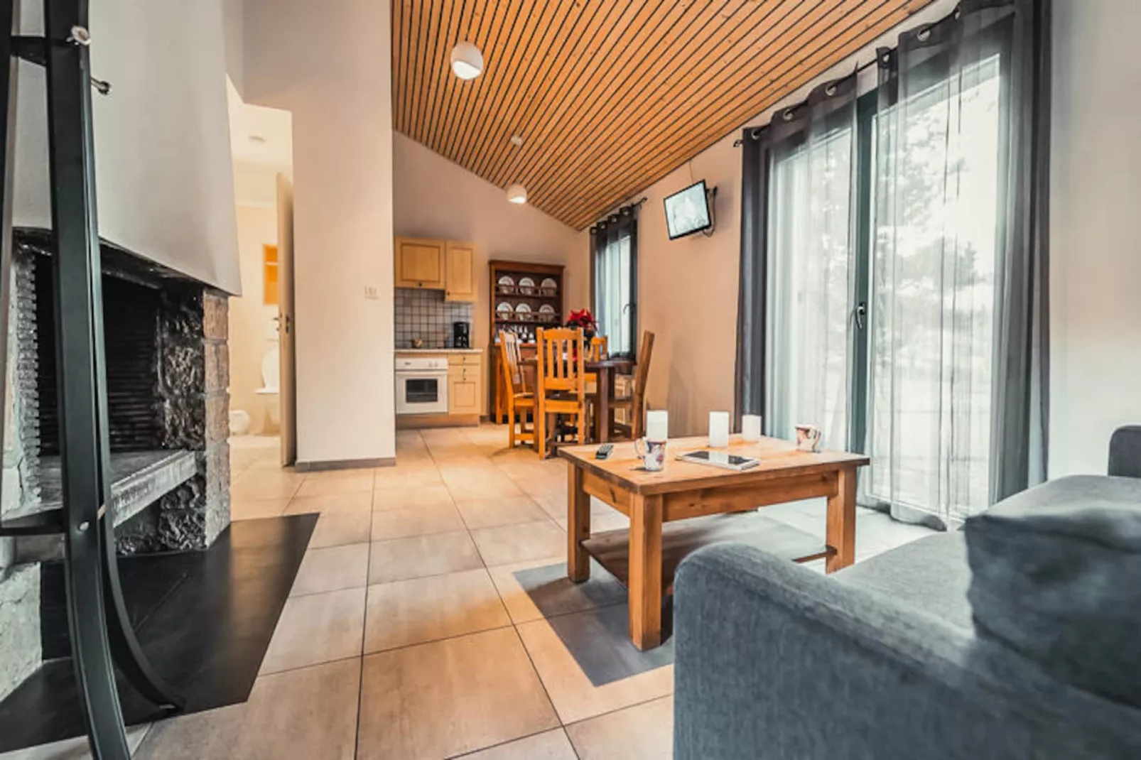 Maison à Chanac-Image-tags.