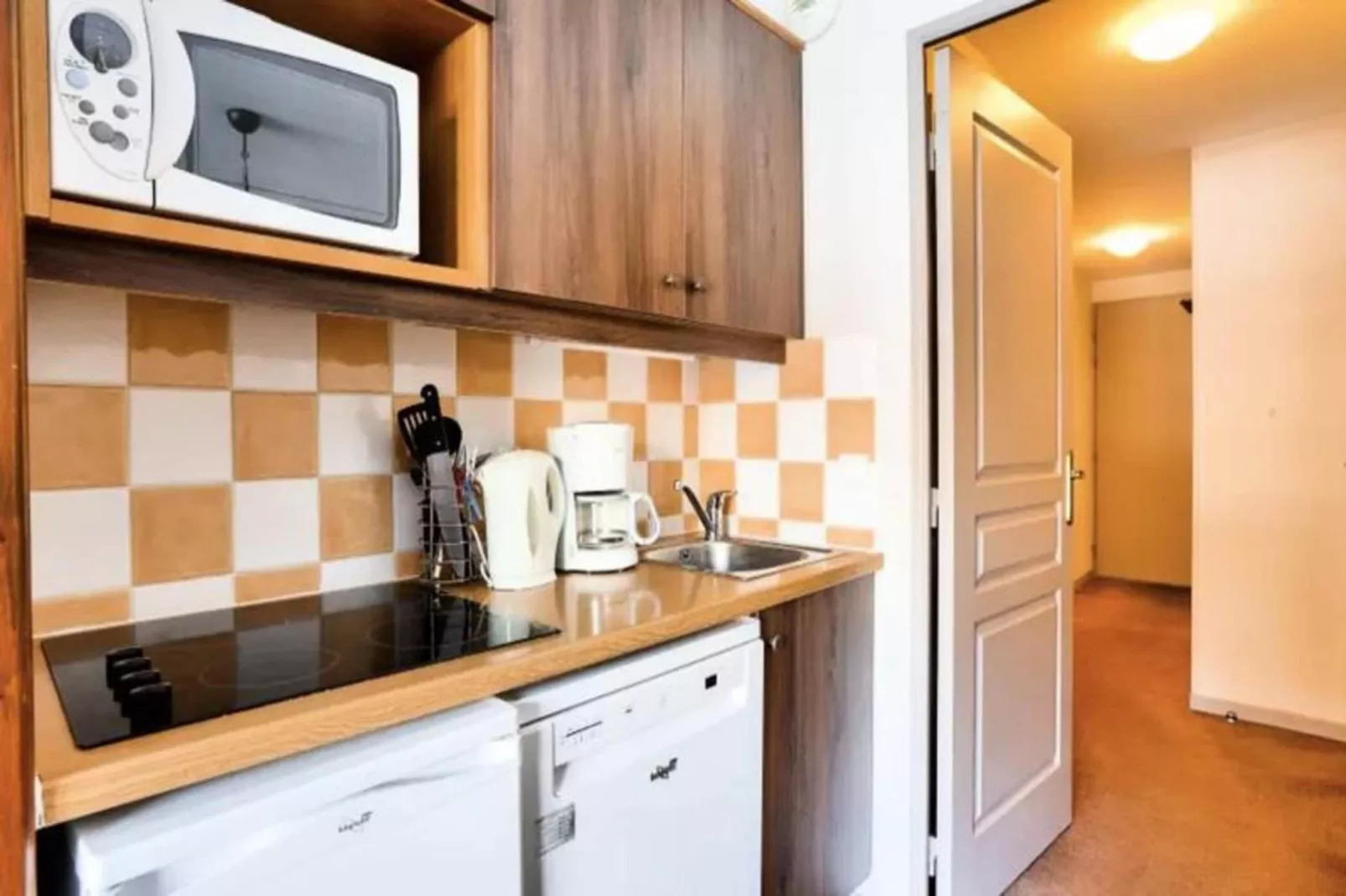 Résidence L'albane - Buitenkant zomer