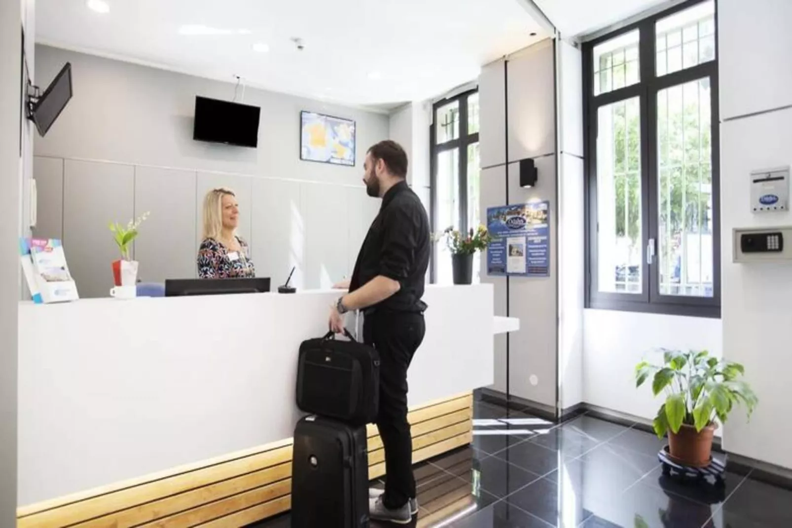 Appart'hôtel Odalys Palais Rossini-Buitenkant zomer