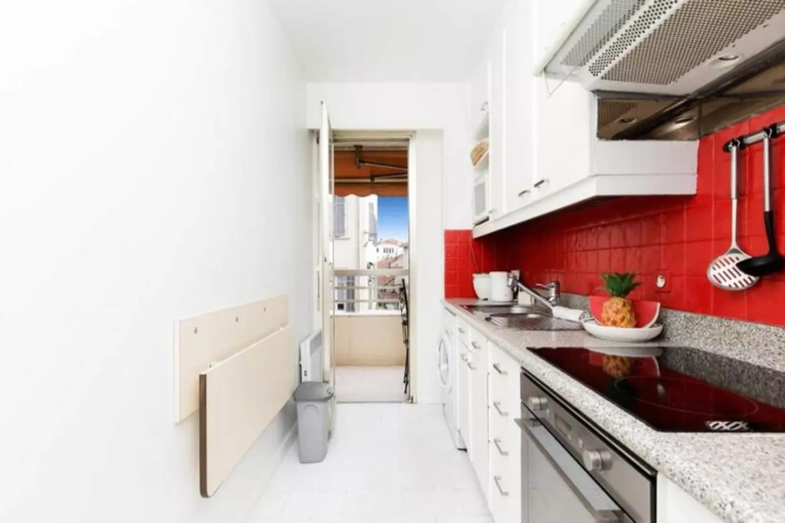 Résidence Le Volta-Buitenkant zomer