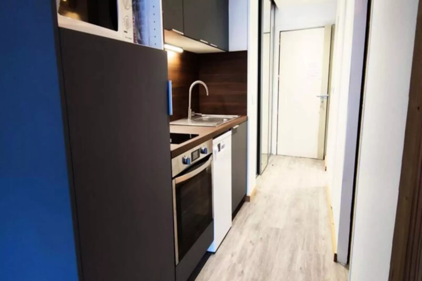 Résidence Vermeil D10-Buitenkant zomer