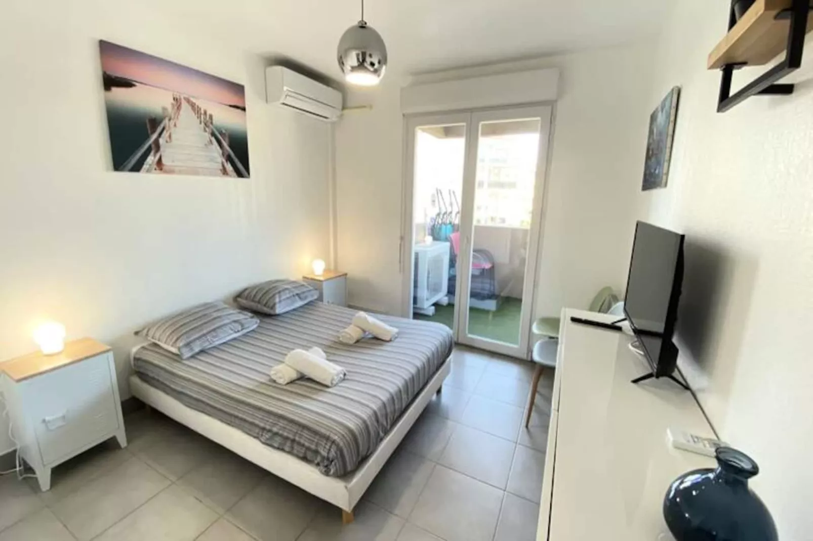 06ch : Beau T3 Avec Terrasse - 300m Parc Exflora-Image-tags.