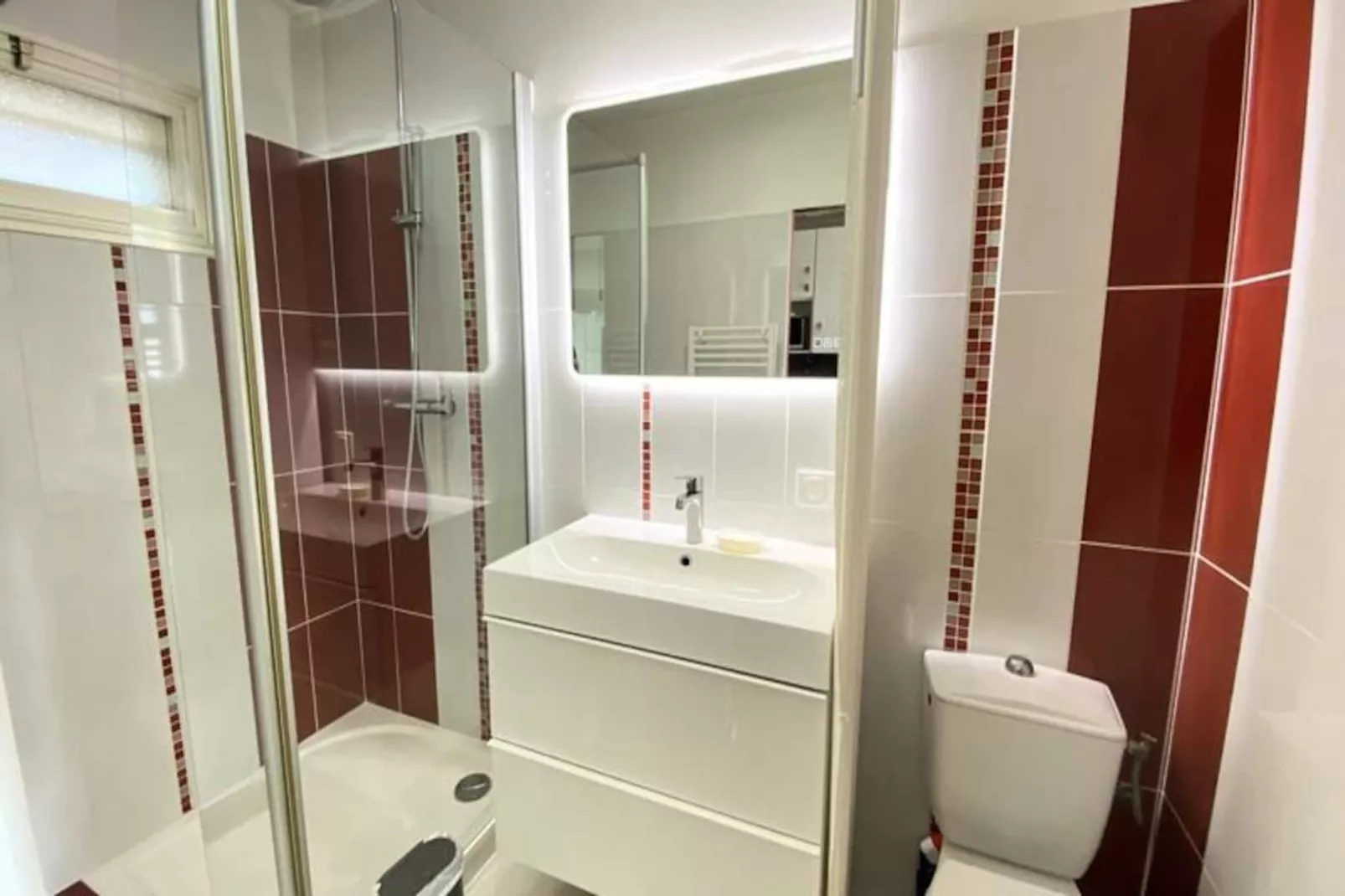 06bh - Beau Studio Face &agrave; La Mer-Image-tags.