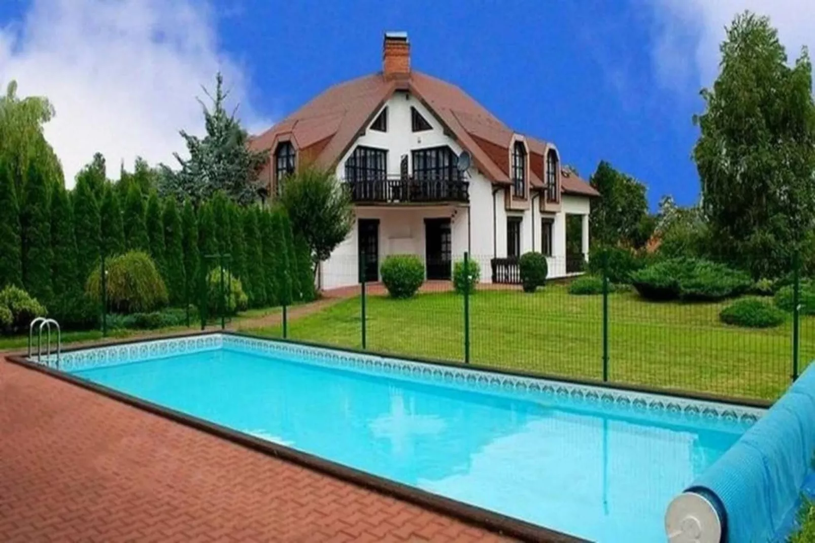 Willa wakacyjna dla 16 osób Brenna-Zwembad