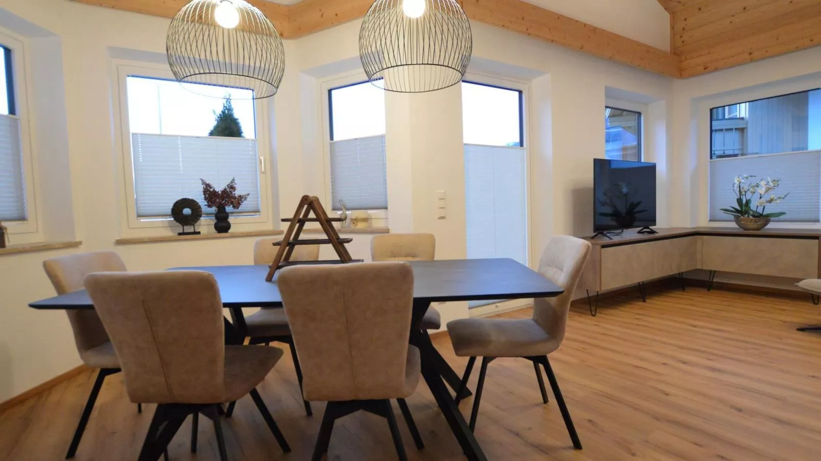 Bruggerheim-Eetkamer