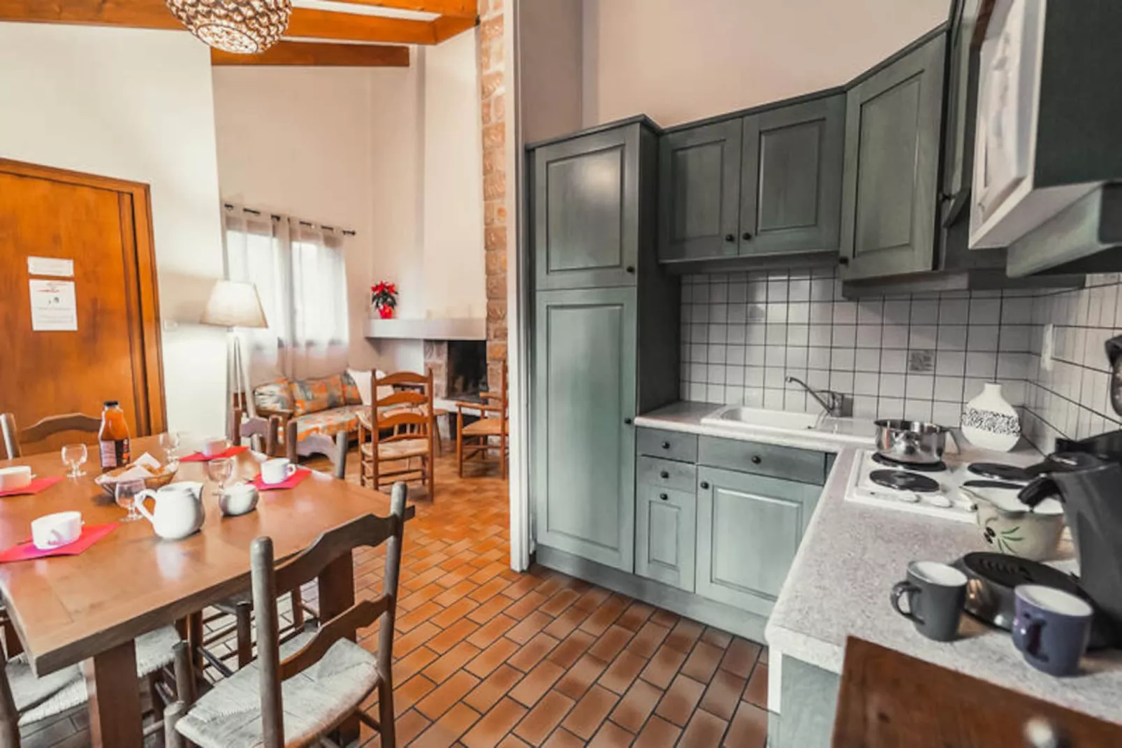 Maison à Chanac-Image-tags.