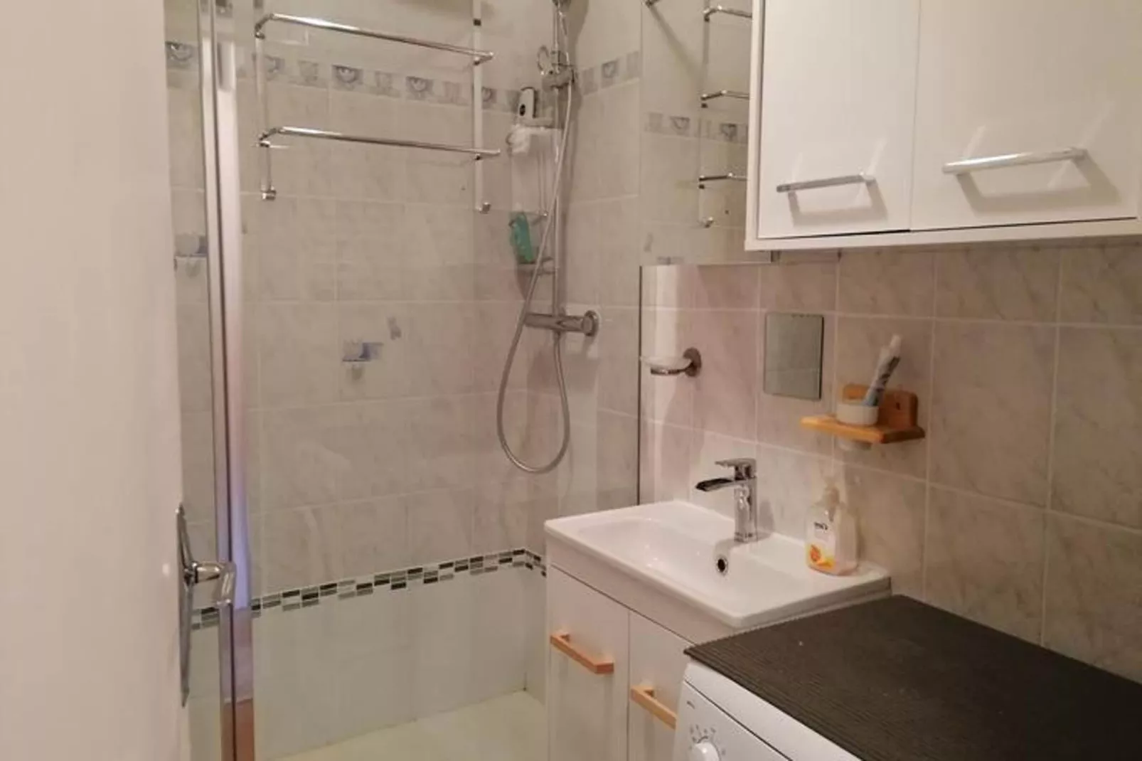 Résidence Les Gentianes-Badkamer