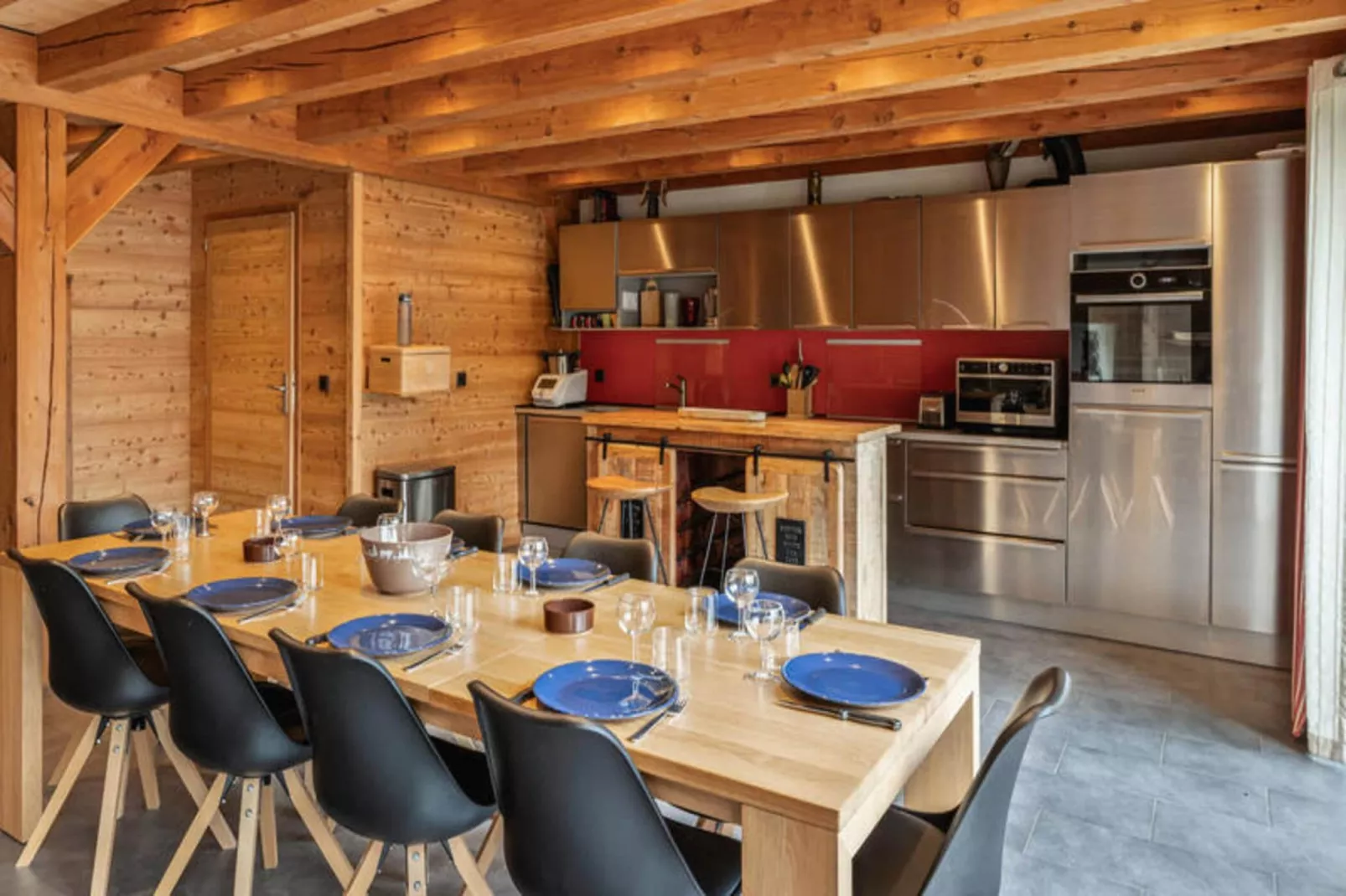 Résidence Marmottant-Buitenkant zomer