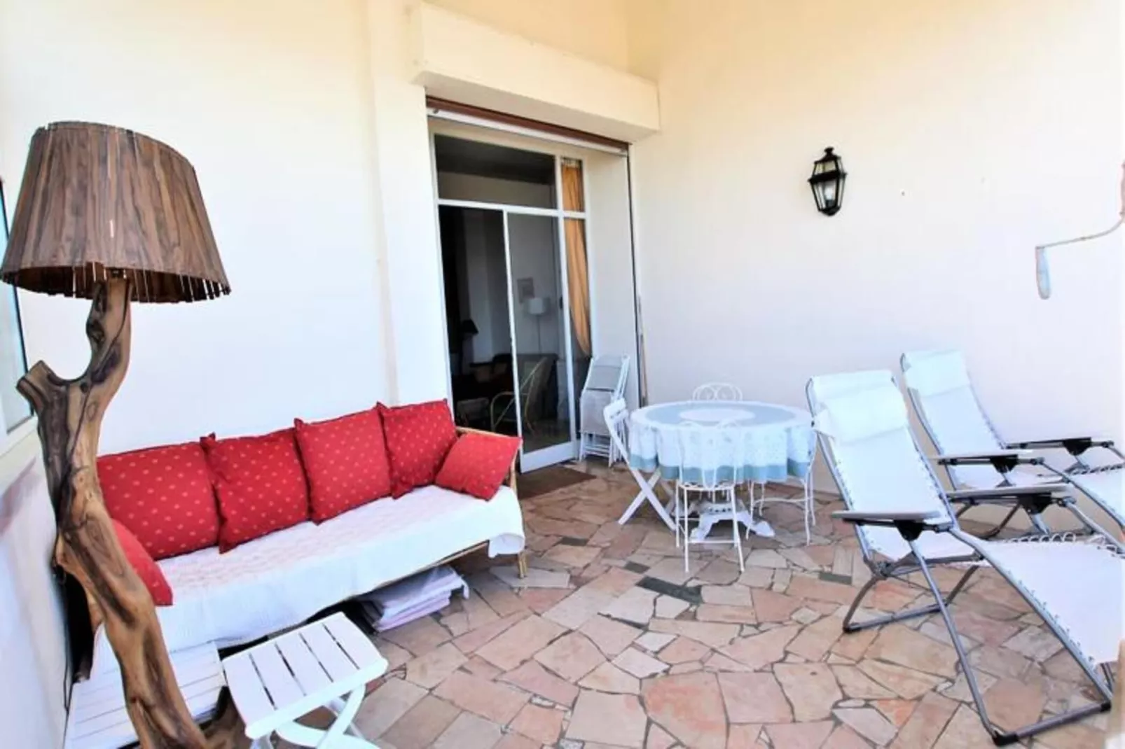 Résidence Appartement 145 M2 Face &agrave; La Mer / Acc&egrave;s Priv&eacute; &agrave; La Mer-Buitenkant zomer