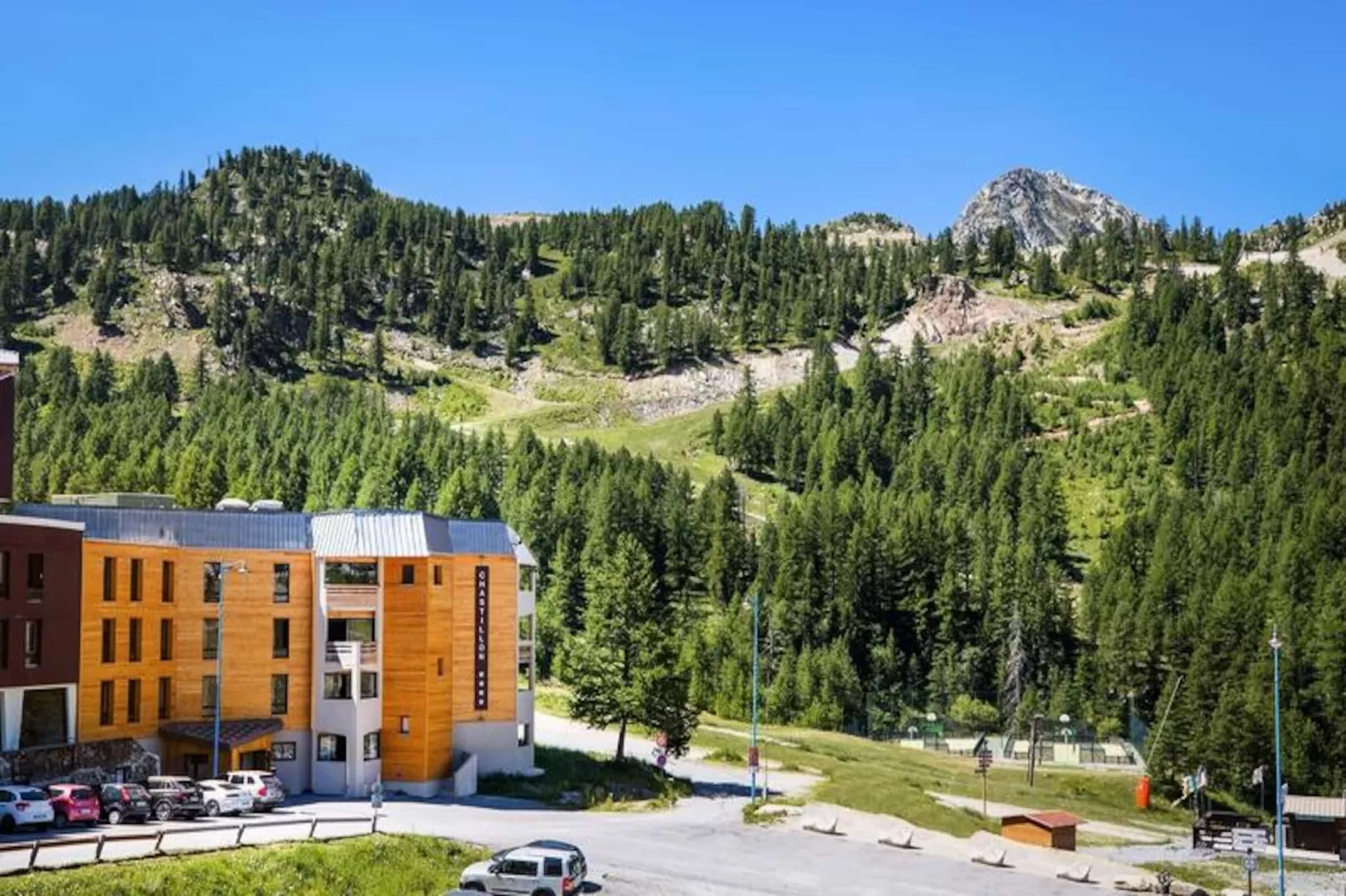 SOWELL RÉSIDENCES New Chastillon****-Image-tags.