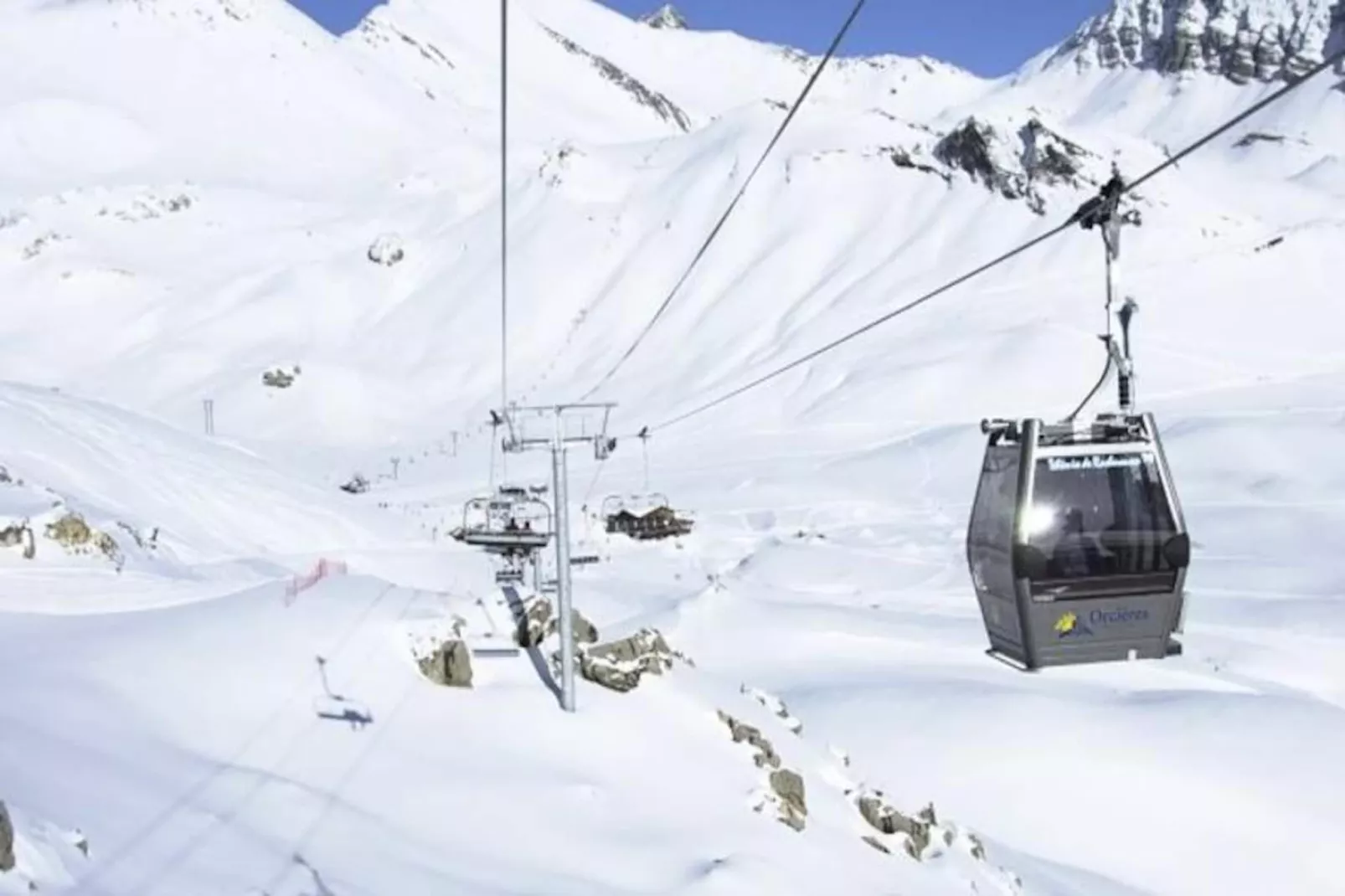 Résidence Rond-point-pistes I-Image-tags.