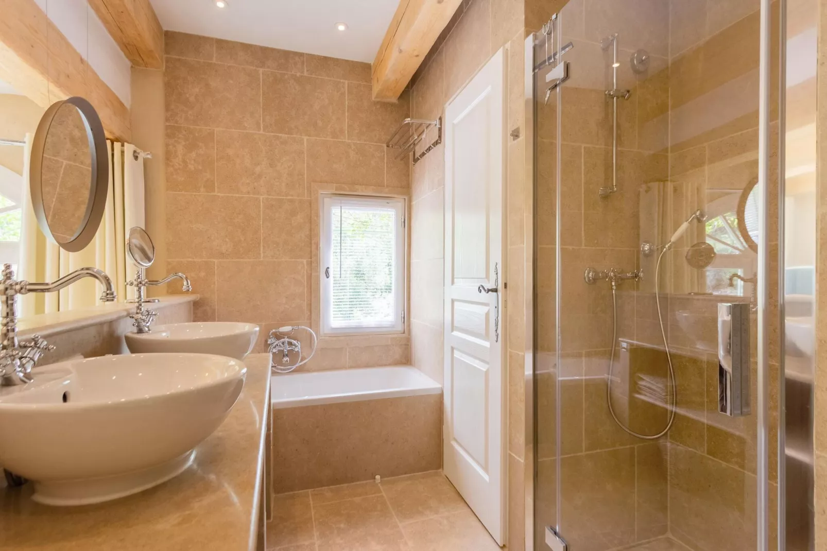 Bergerie Caseneuve-Badkamer