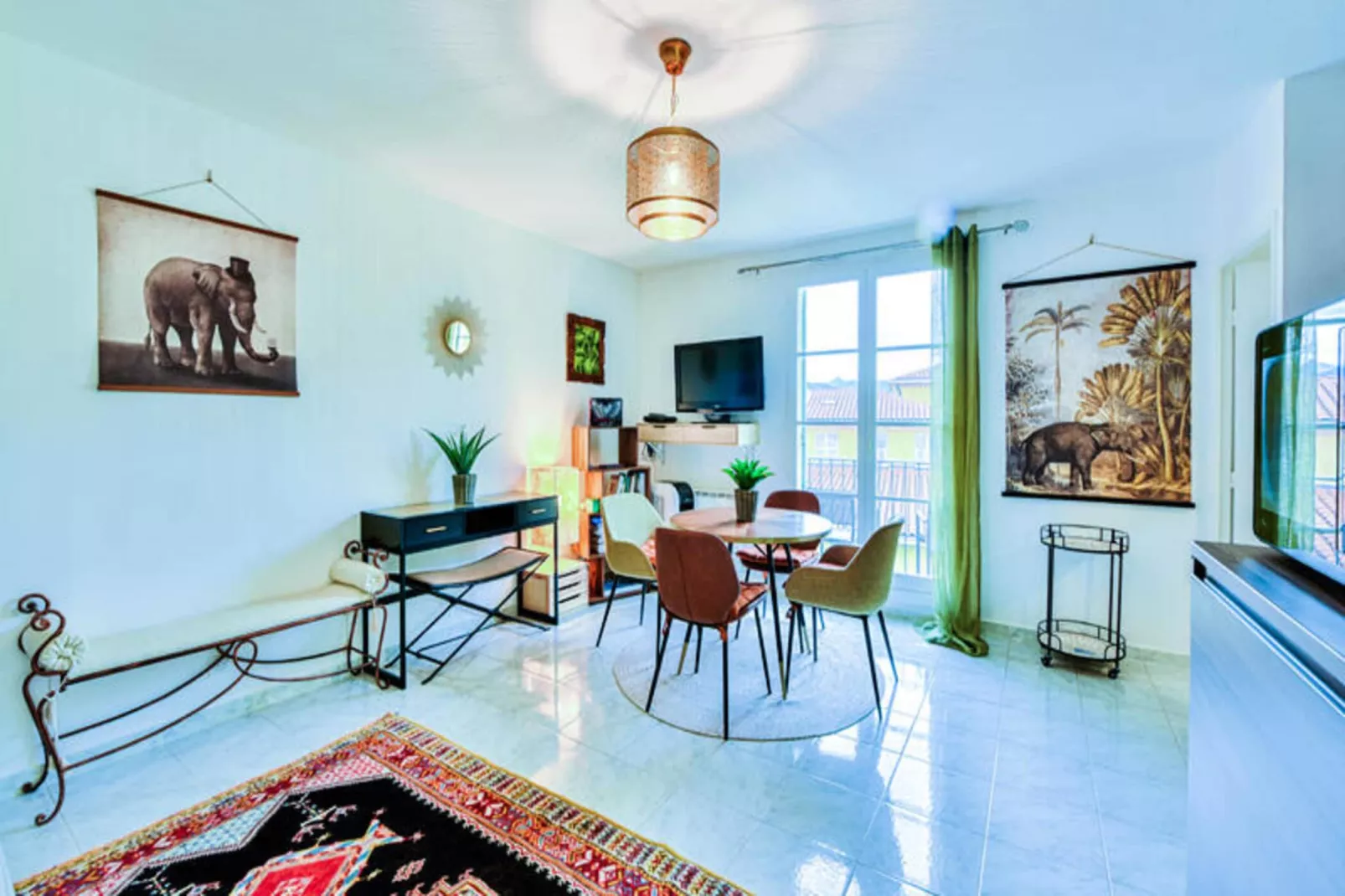 Appartements à Nice-Buitenkant zomer
