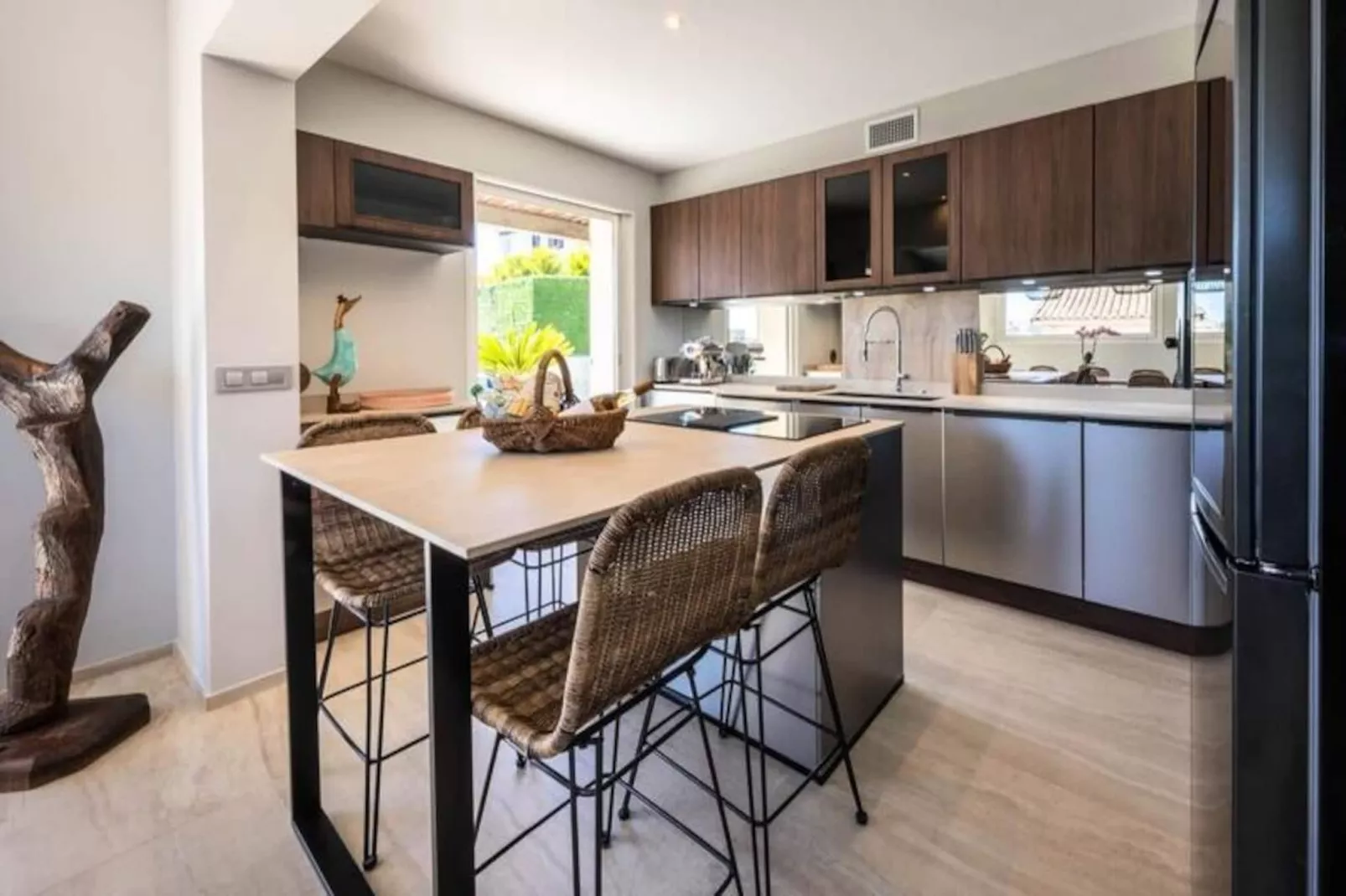 06ak1 - Villa 4 Chambres, Piscine Et Sauna-Image-tags.