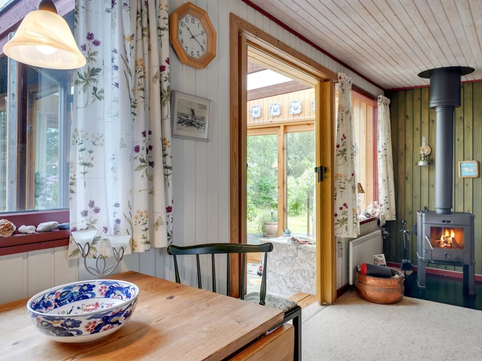 "Kaarina" - 550m from the sea-Binnen