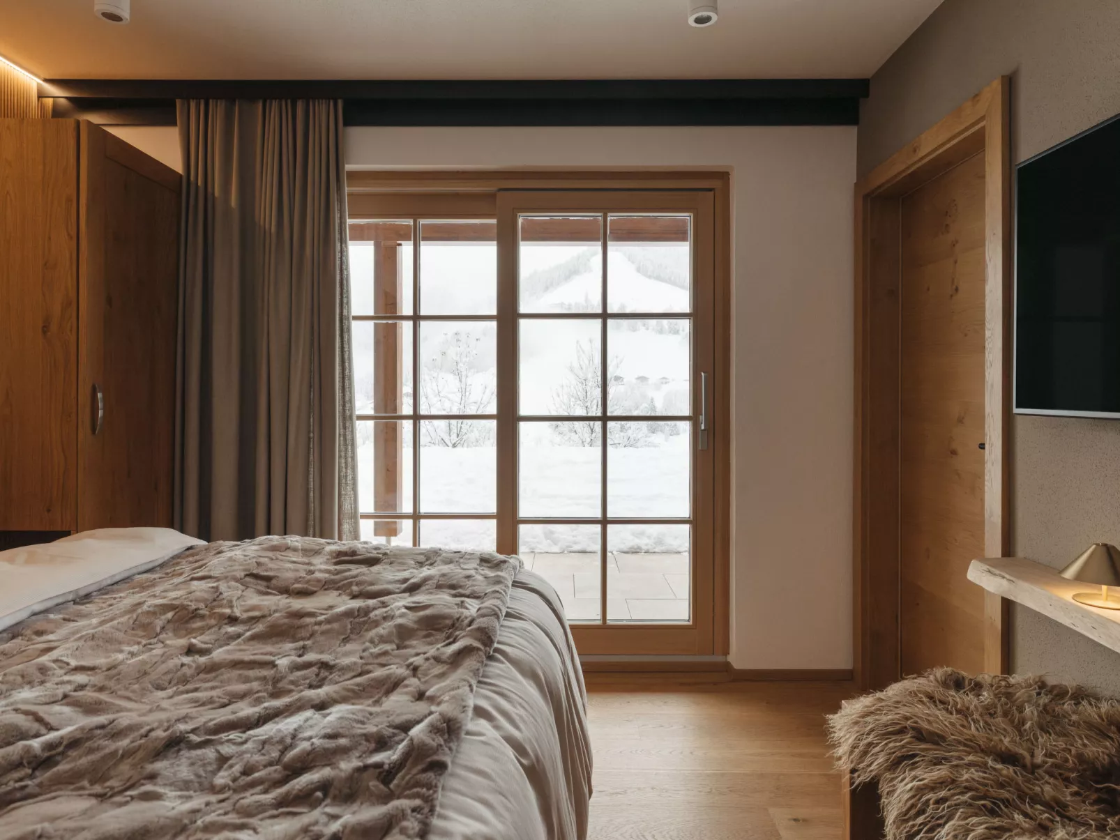 Royal Mountain Lodge-Binnen