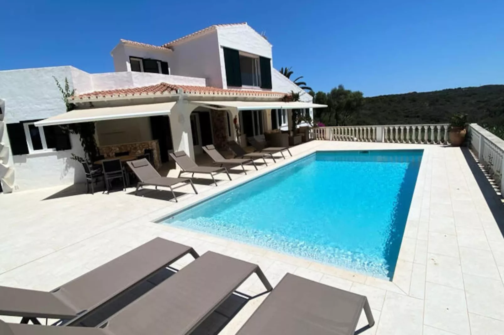 Maison à Binisafuller-Image-tags.