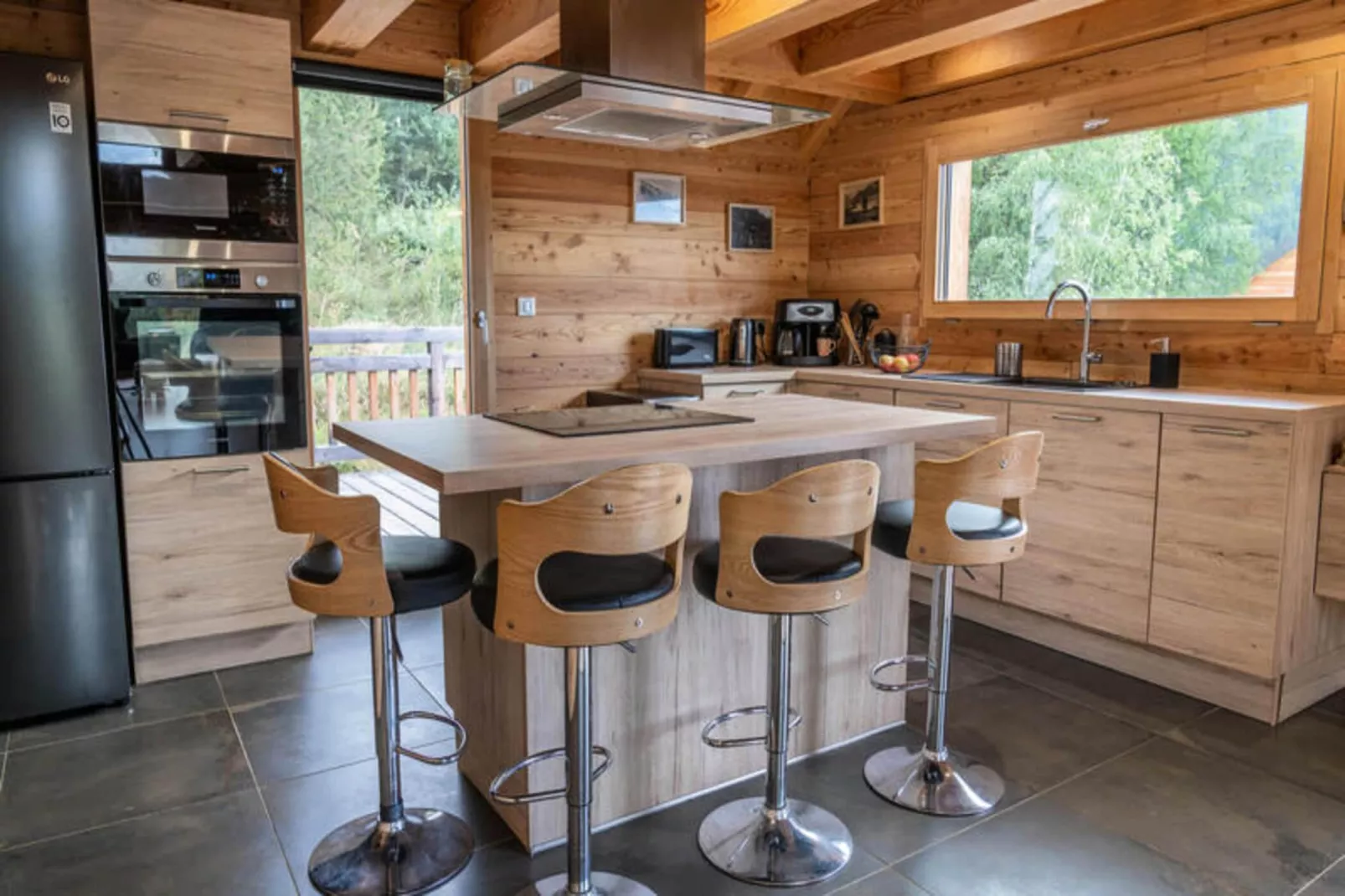 Résidence Pramouton-Keuken