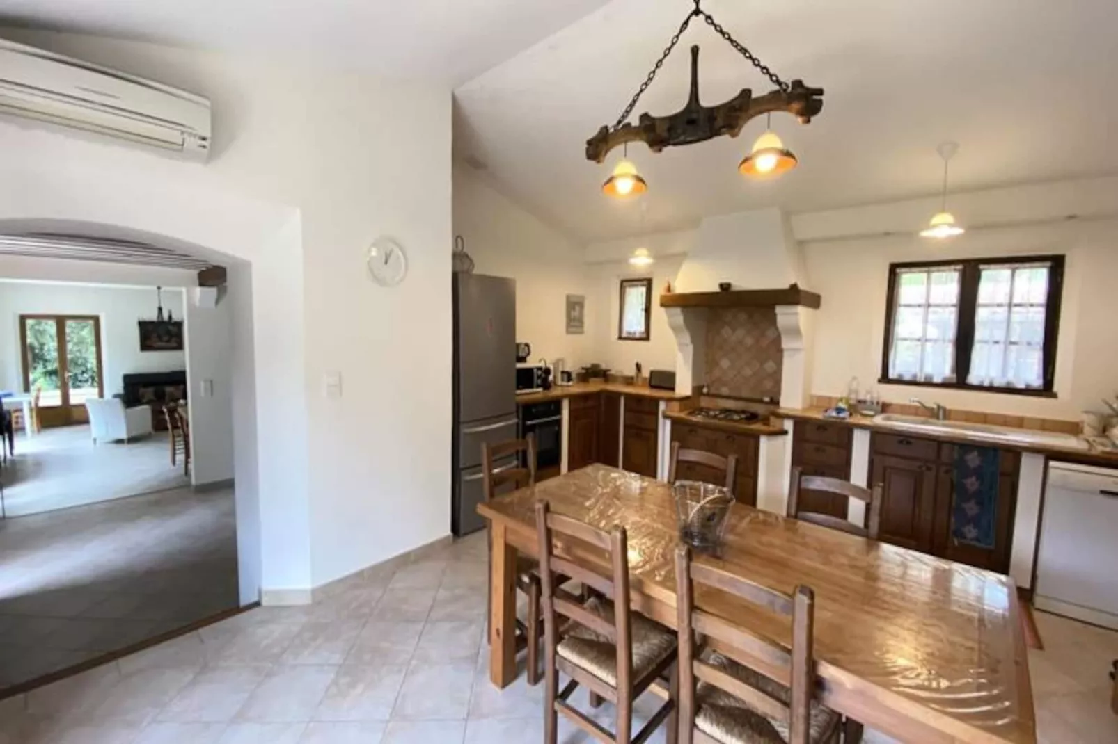 06cb : Jolie Maison De Campagne Pour 8-Image-tags.