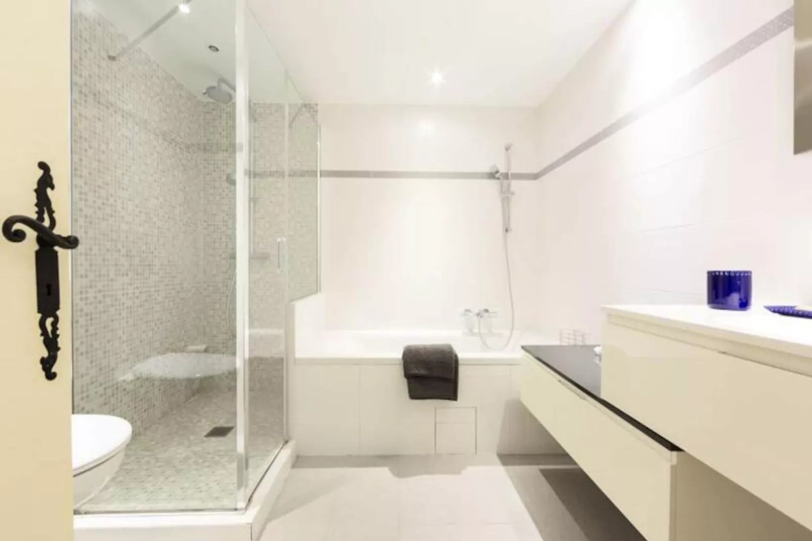 Résidence Grande Villa Proven&ccedil;ale Piscine Dans Un &eacute;crin De Verdure ❤live In Cannes❤