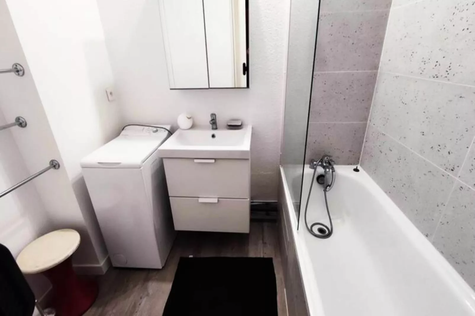 Résidence Pelevos A2-Badkamer