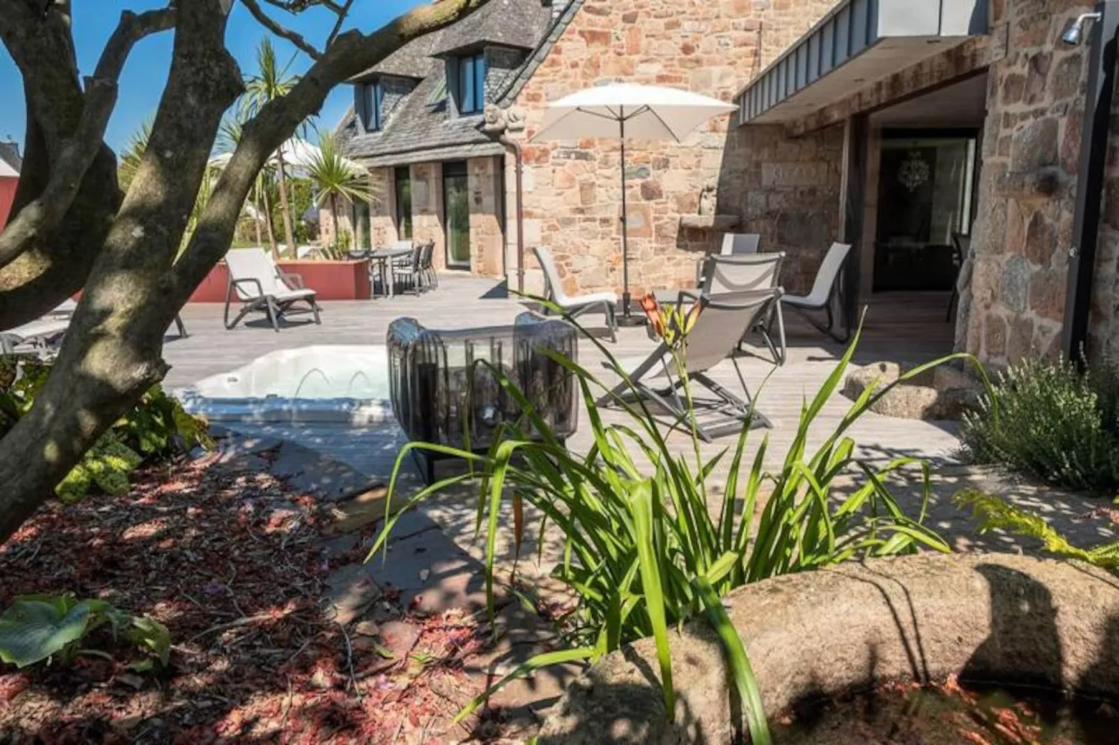 Maison à Perros-Guirec-Image-tags.