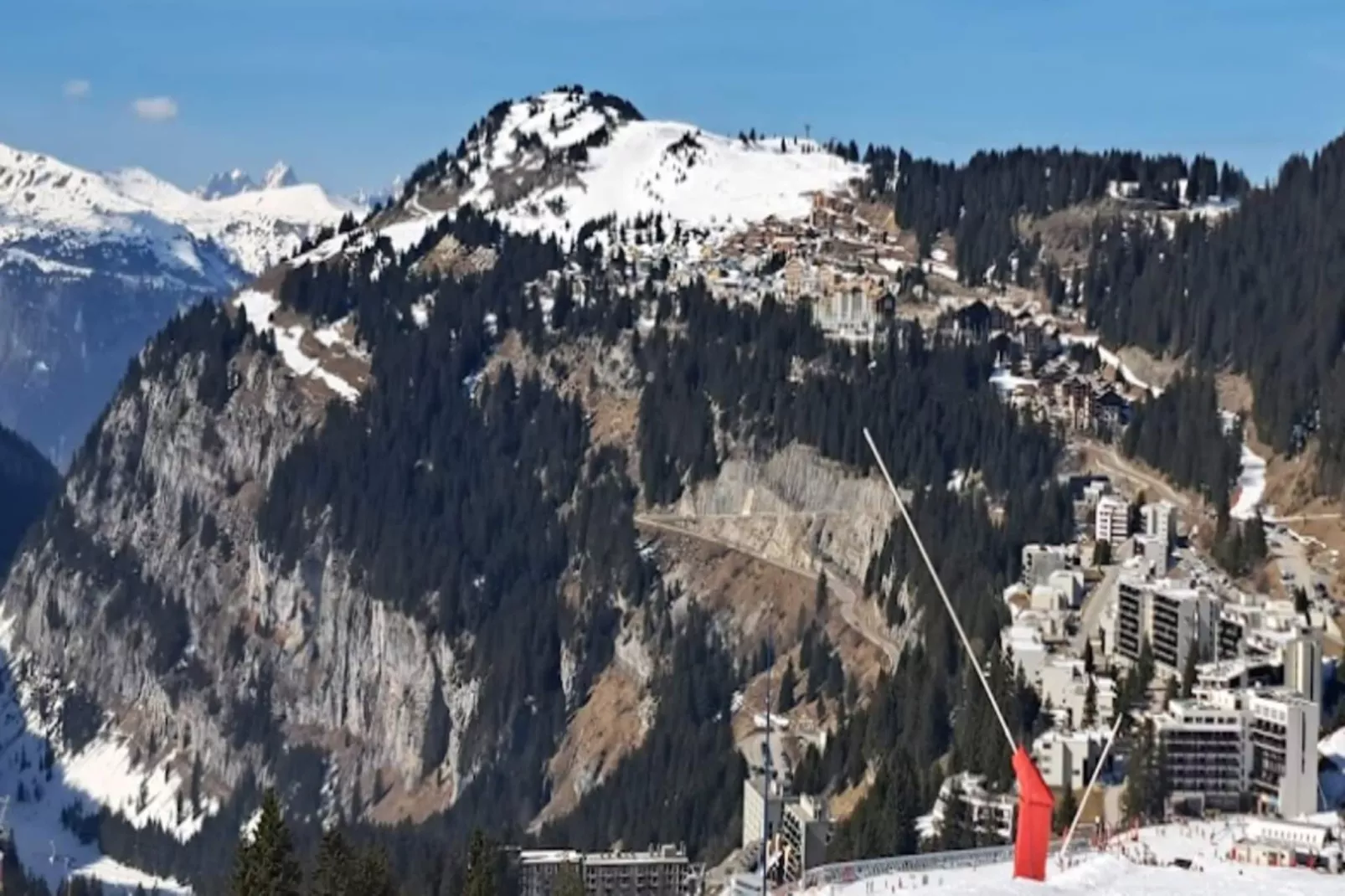 Résidence L'Albane - maeva Home - Buitenkant zomer