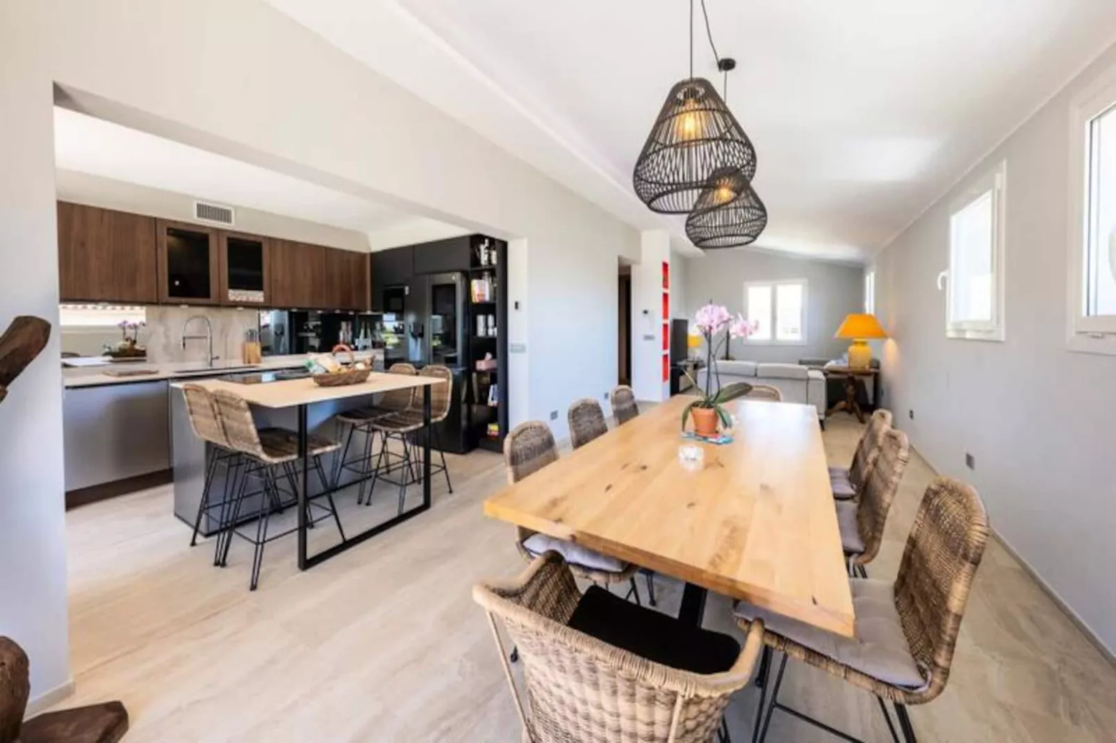 06ak1 - Villa 4 Chambres, Piscine Et Sauna-Image-tags.