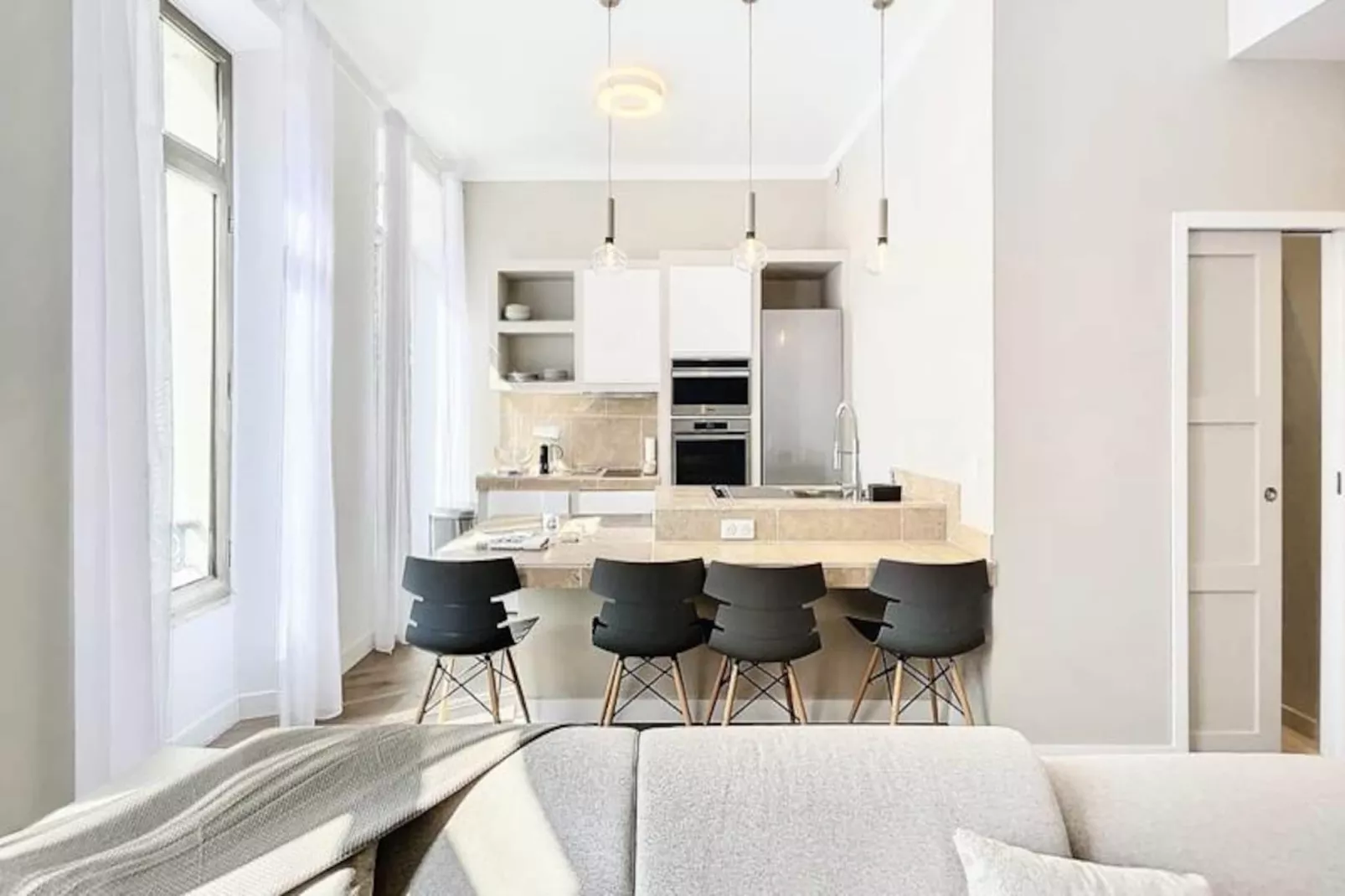 2 Pi&egrave;ces Moderne - 3/4 Pers Calme Cannes Hyper Centre Olam Properties-Image-tags.